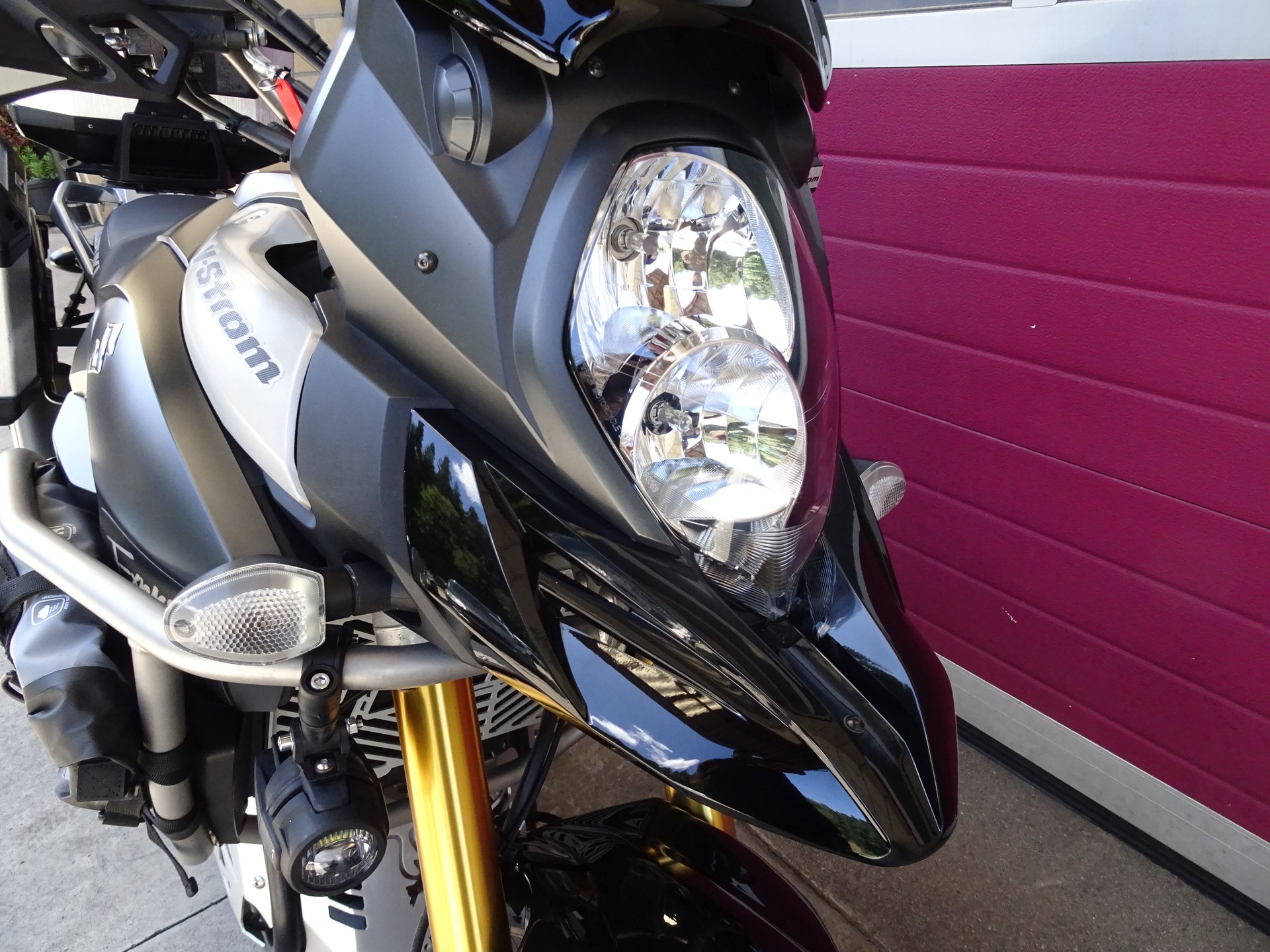 SUZUKI DL 1000 V-Strom Desert-image-11