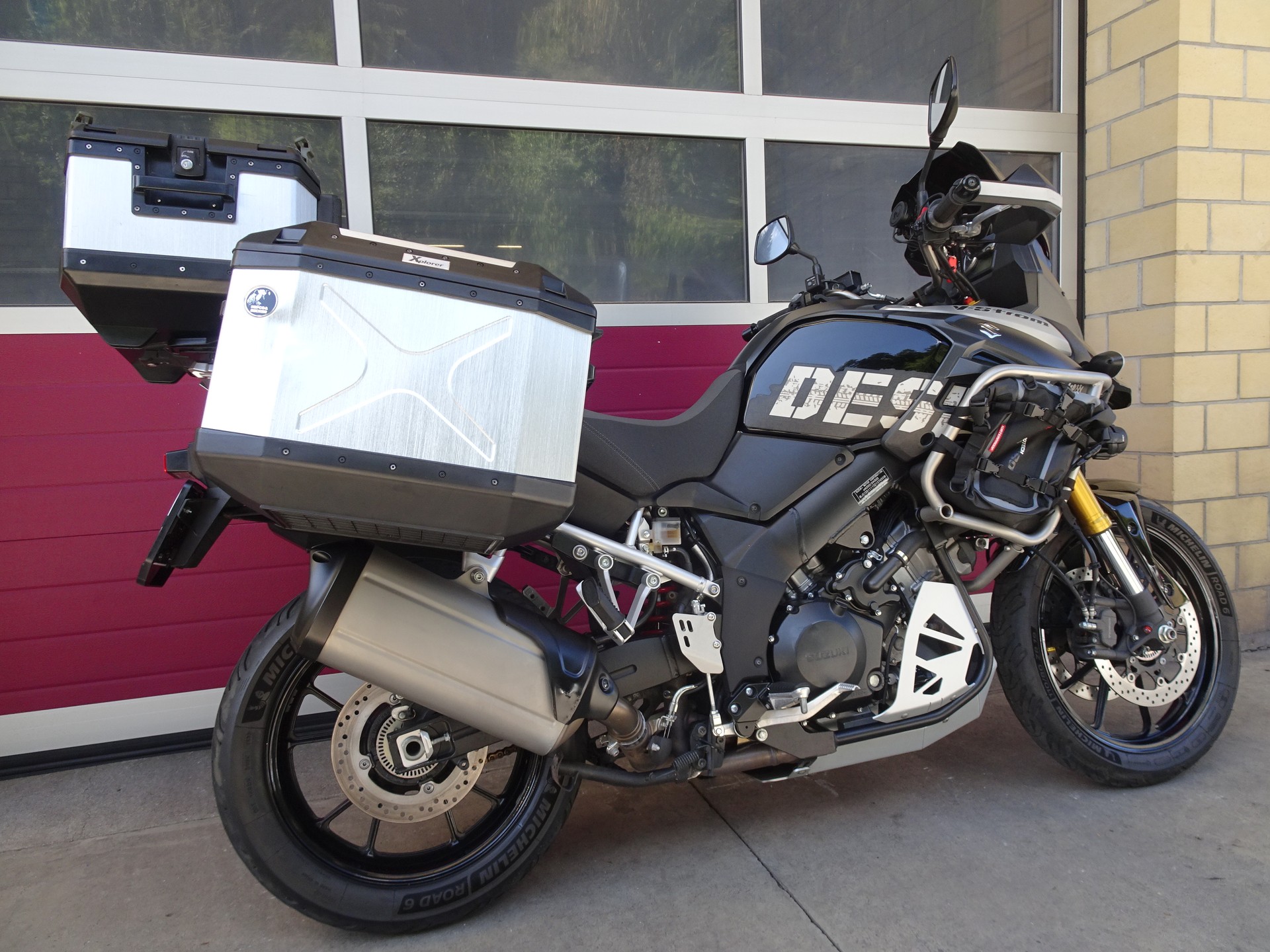 SUZUKI DL 1000 V-Strom Desert-image-8
