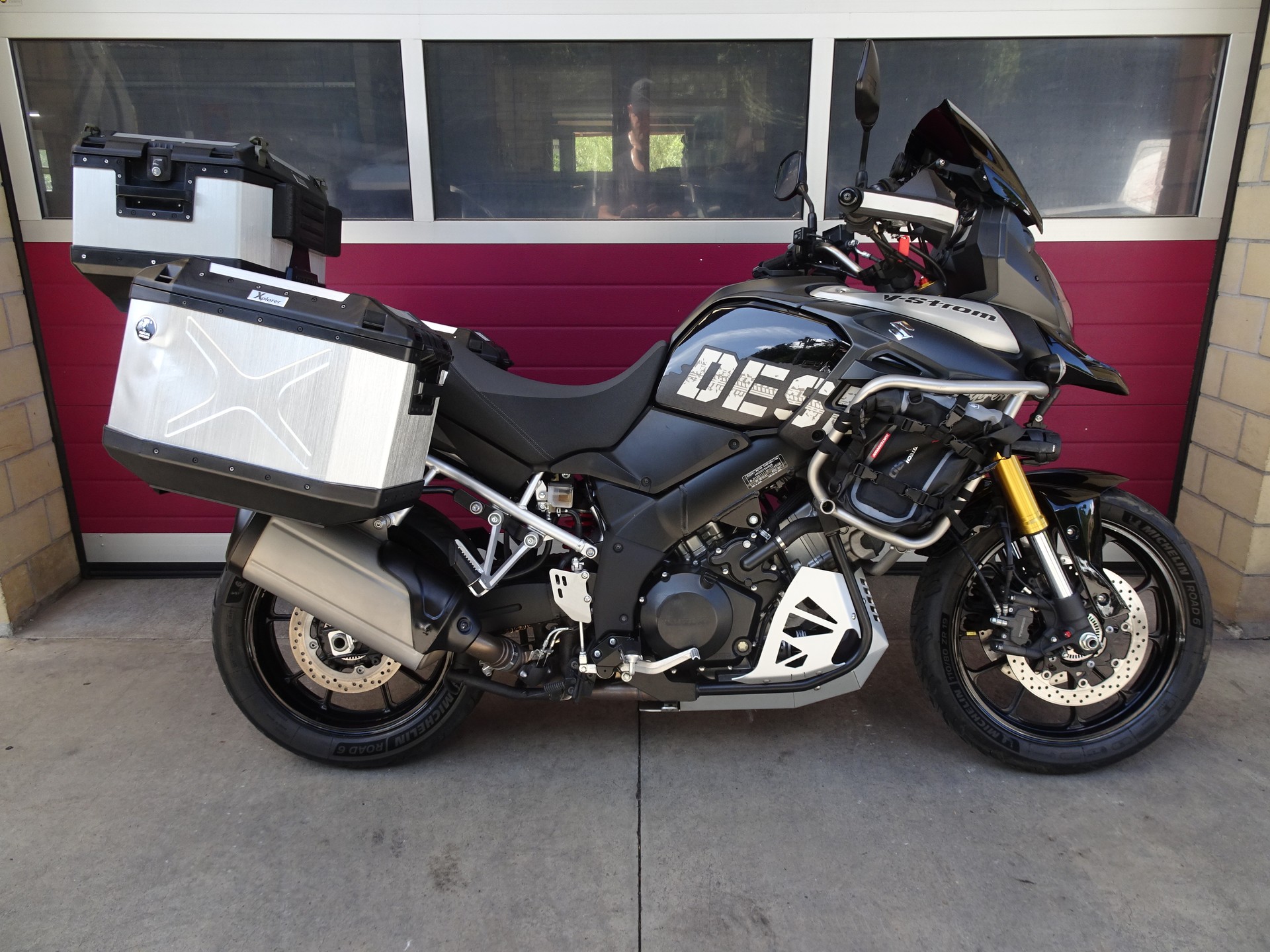 SUZUKI DL 1000 V-Strom Desert-image-0