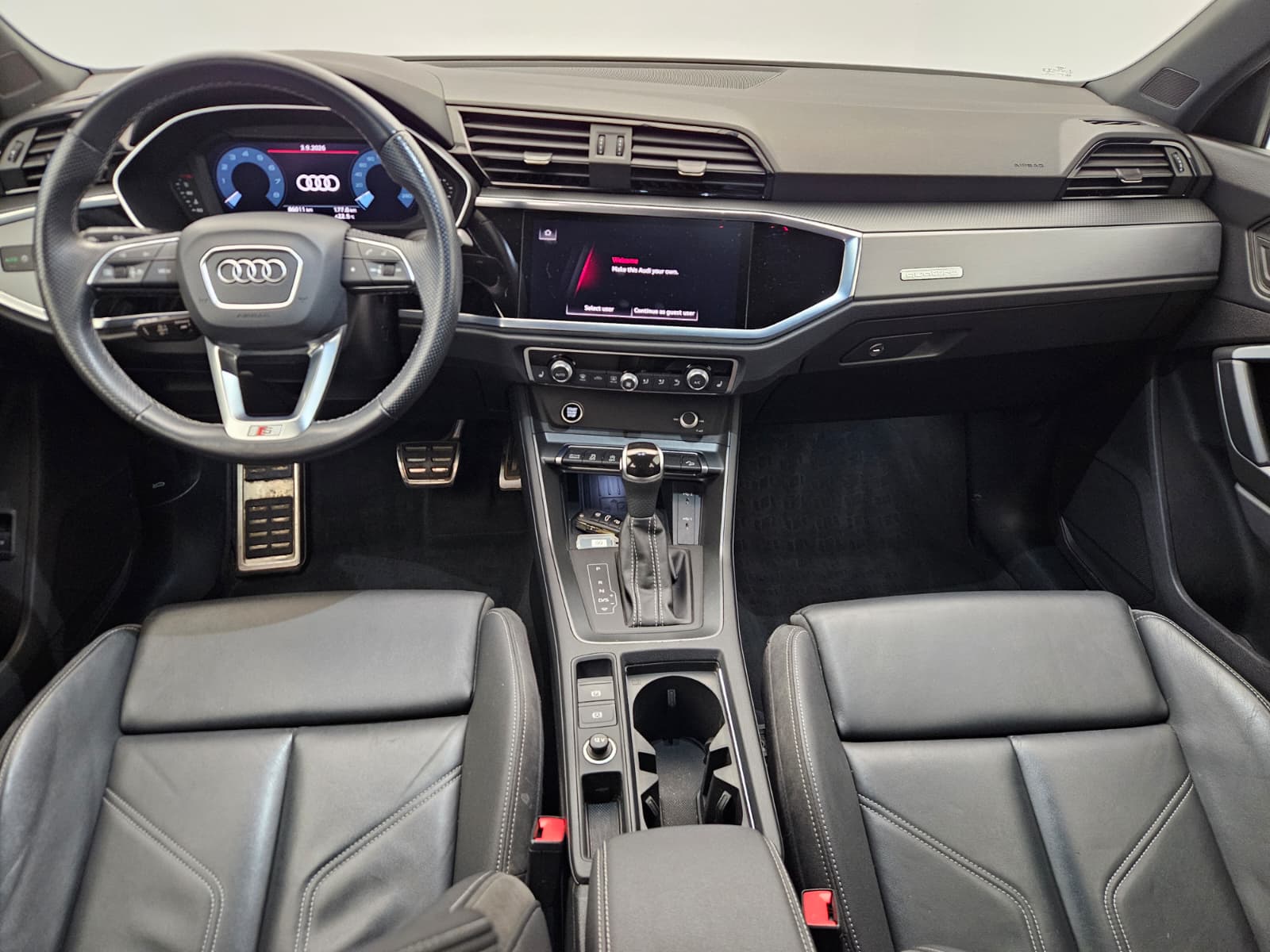 AUDI Q3 Sportback 45 TFSI S line quattro S-tronic-image-9
