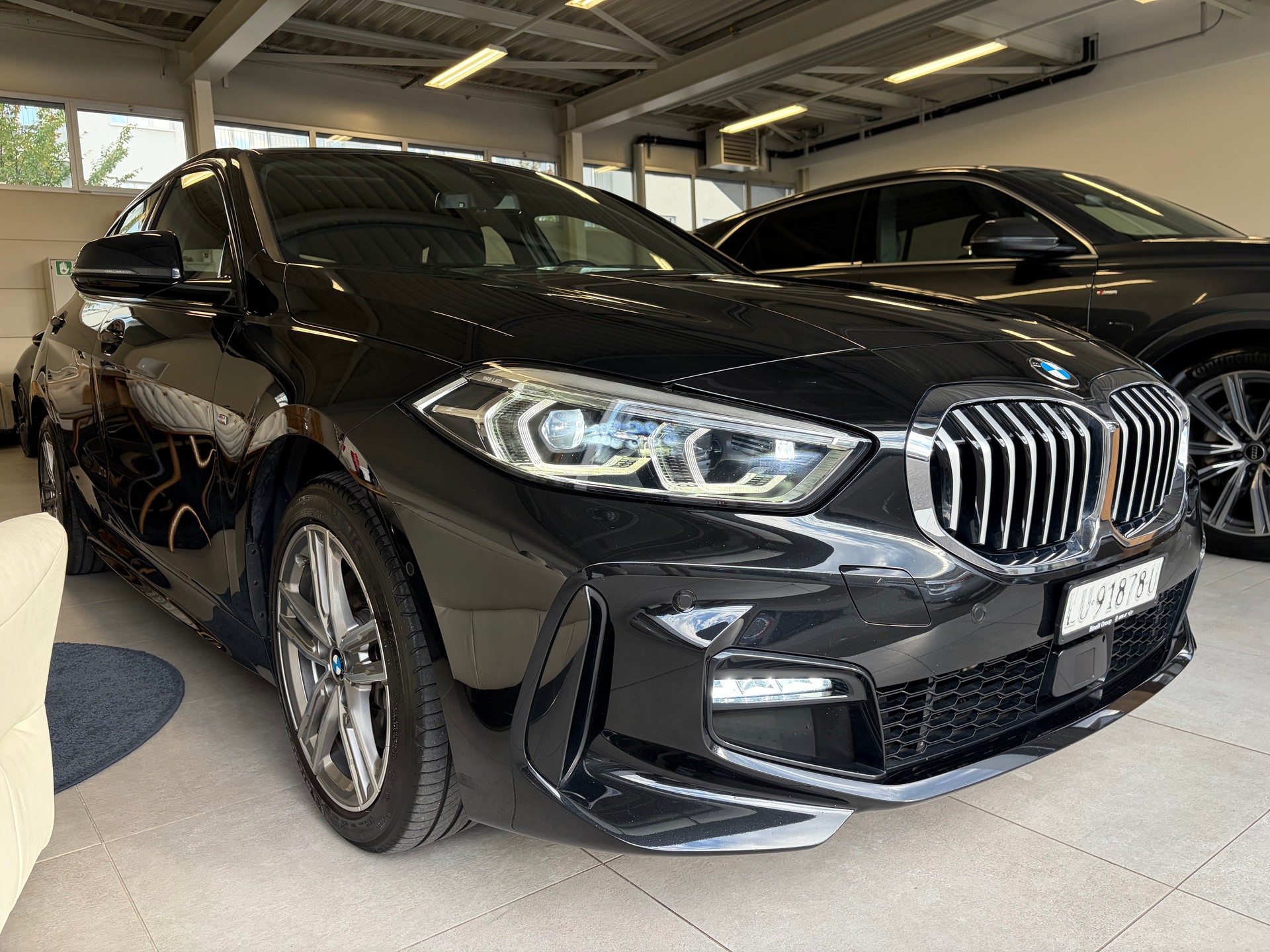 BMW 118i Steptronic M Sport-image-3