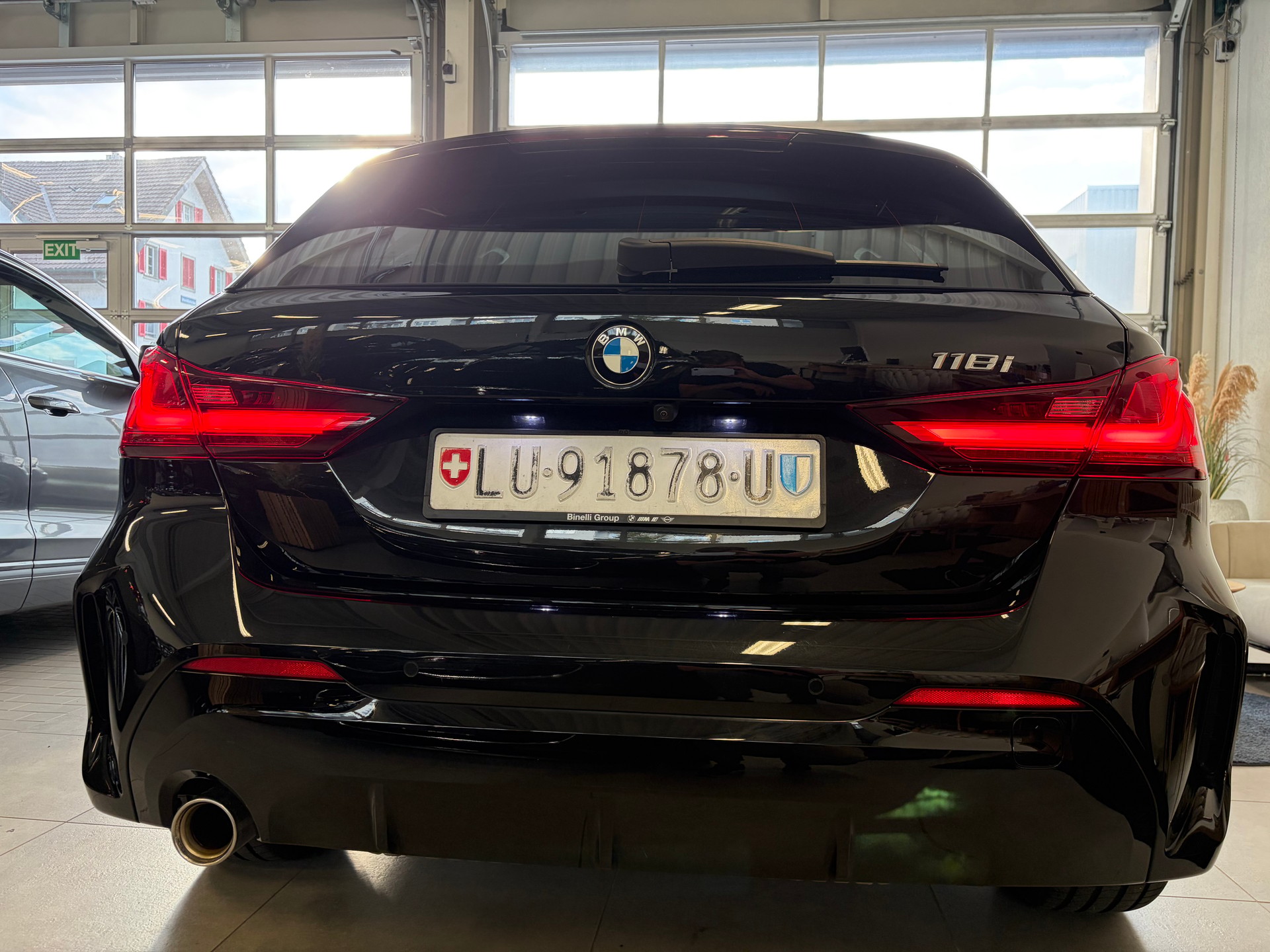 BMW 118i Steptronic M Sport-image-6