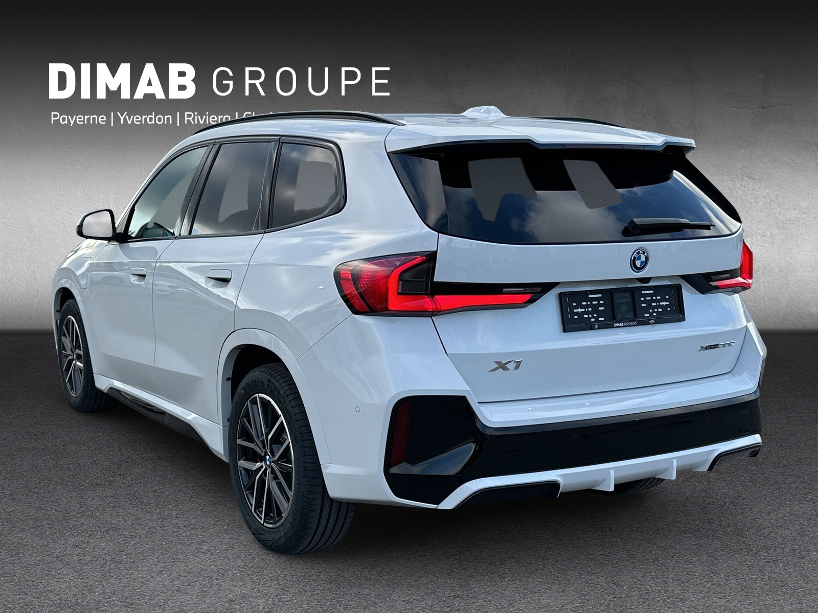 BMW X1 xDrive 25e M Sport-showroom-element-2