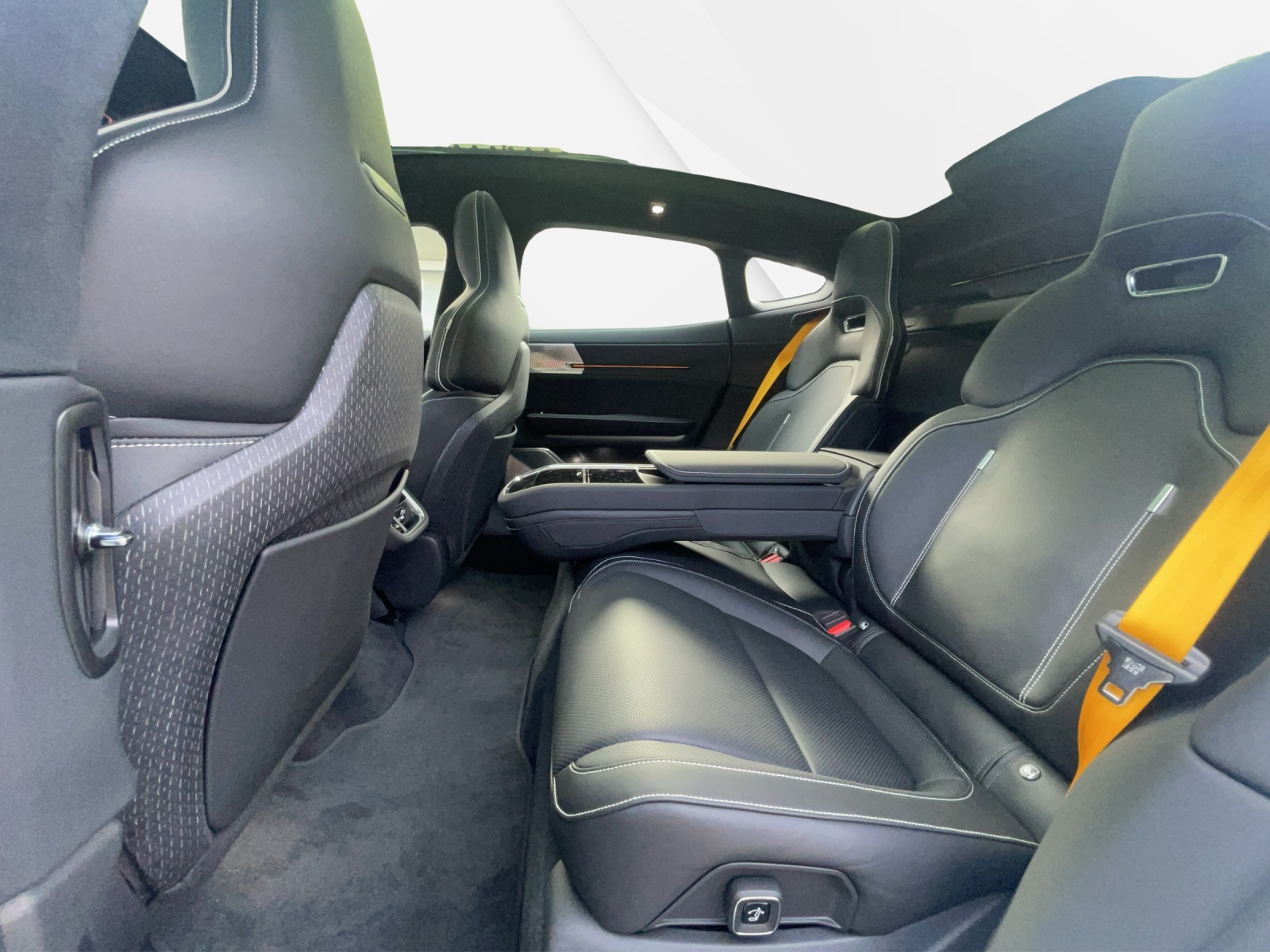 POLESTAR 5 Performance Launch Edition-image-13