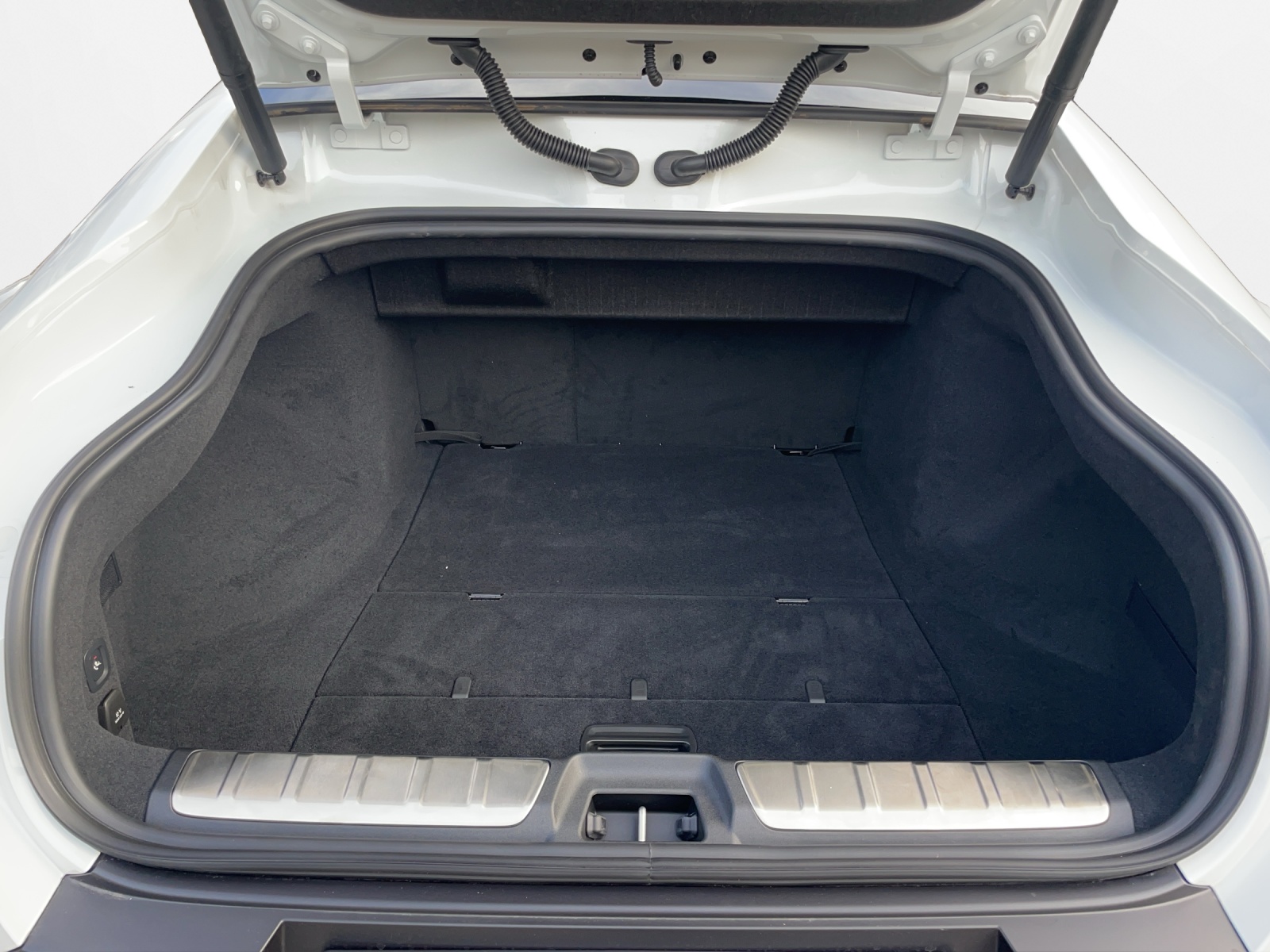 POLESTAR 5 Performance Launch Edition-image-14