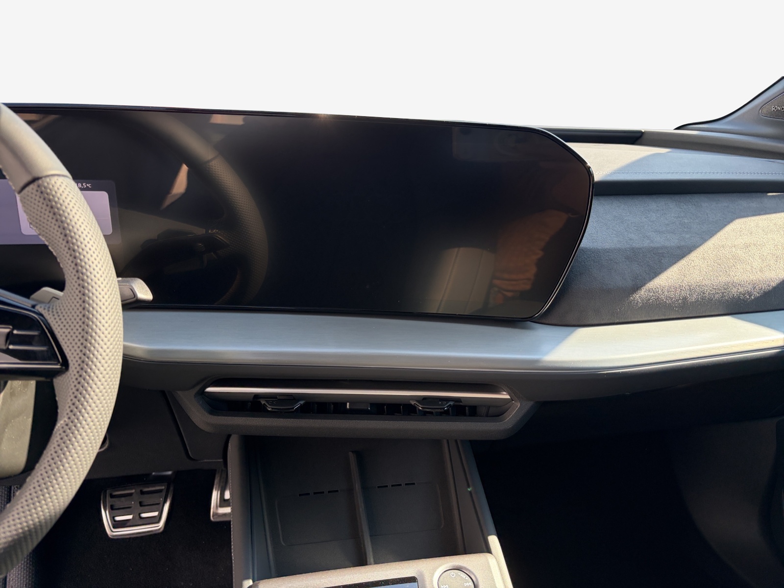 AUDI Q4 Sportback e-tron quattro performance Swiss Ski-image-10