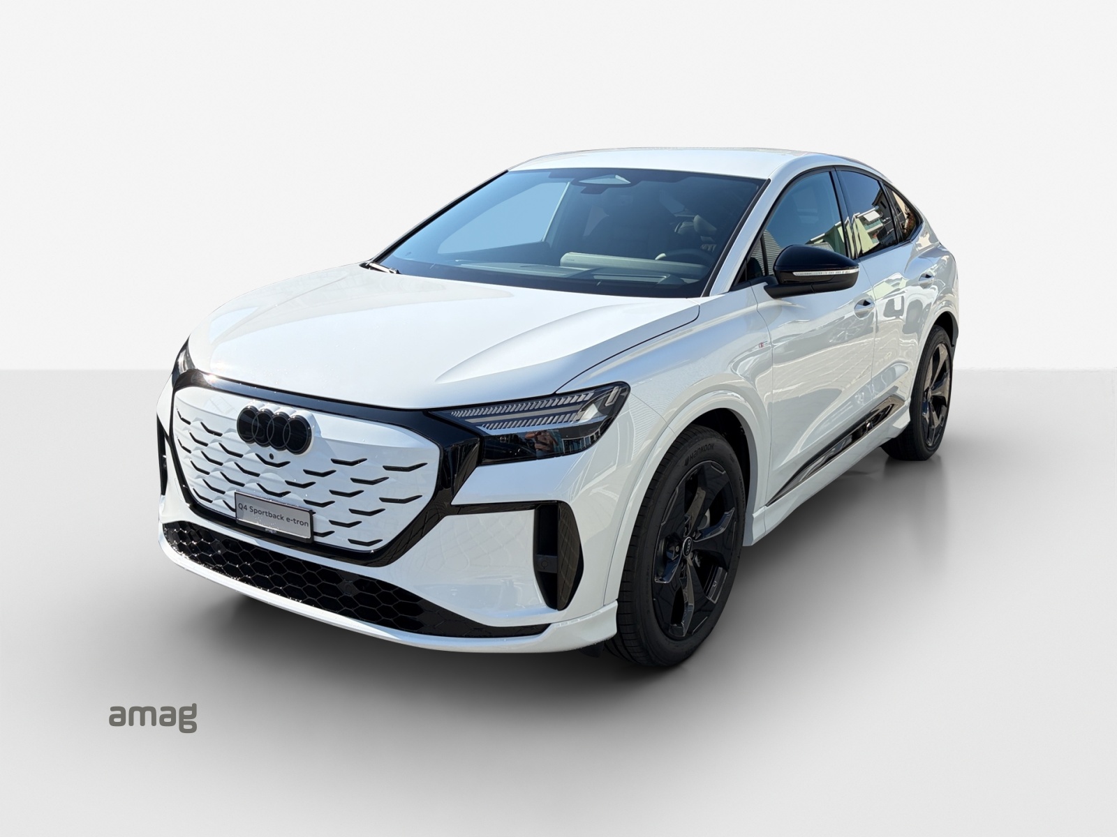 AUDI Q4 Sportback e-tron quattro performance Swiss Ski