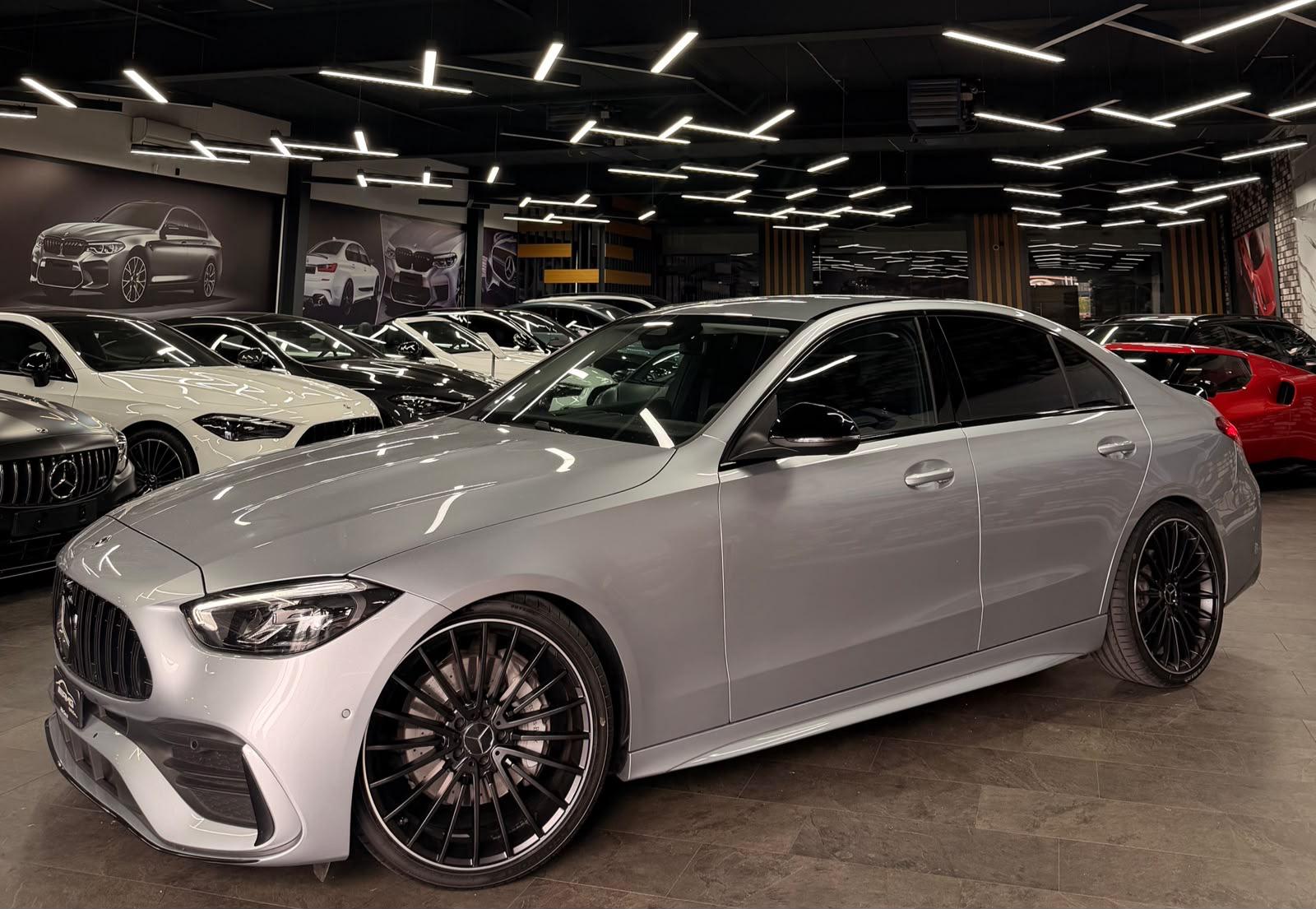 MERCEDES-BENZ C 180AMG (C63s AMG Bodykit) Limited Silver&Black Performance 5 Jahre Werksgarantie & Gratisservice-showroom-element-1