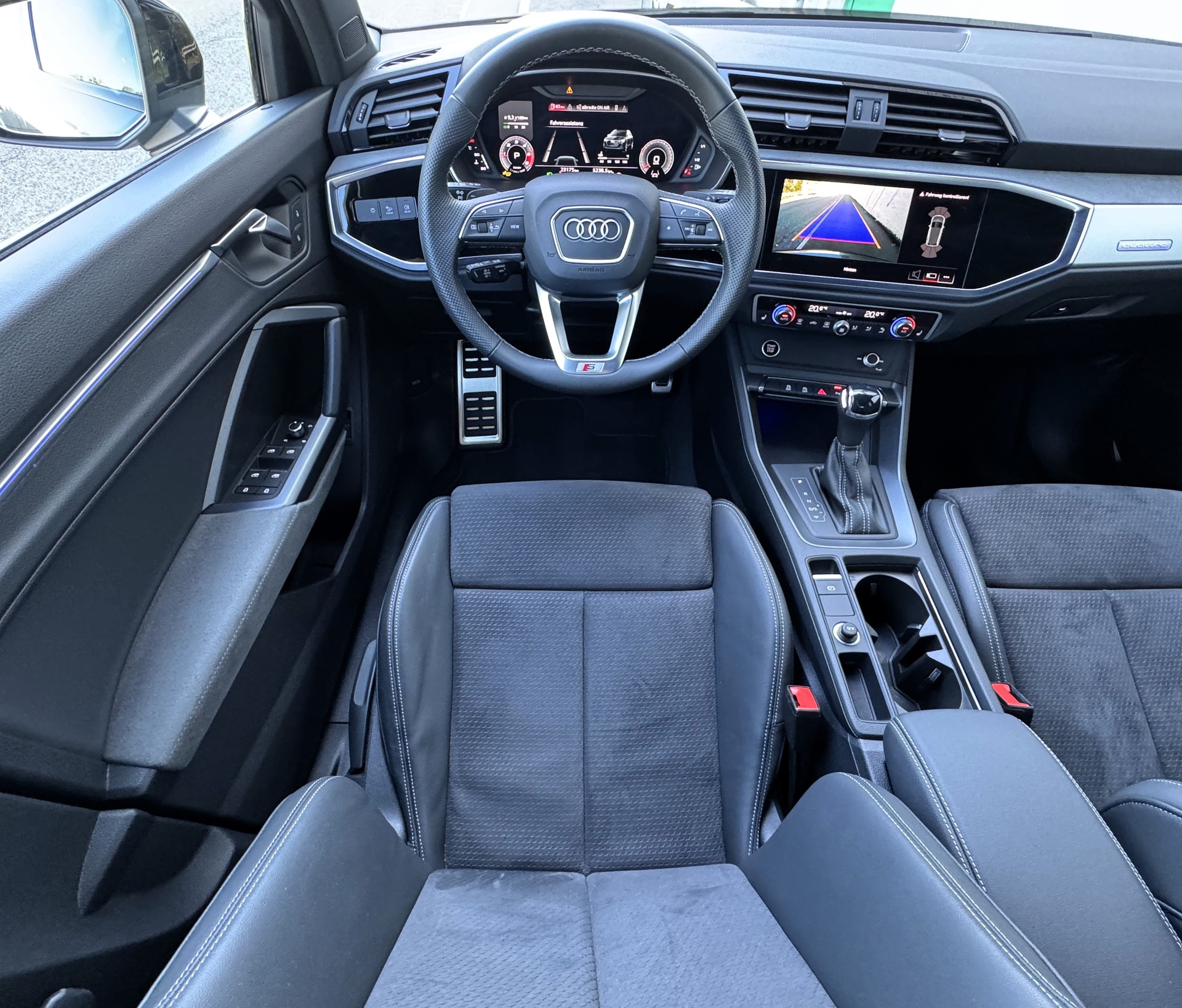 AUDI Q3 40 TDI S line quattro S-tronic CH FZ |Herstellergarantie|AudiSwissServicePackage+| neuwertig-image-7