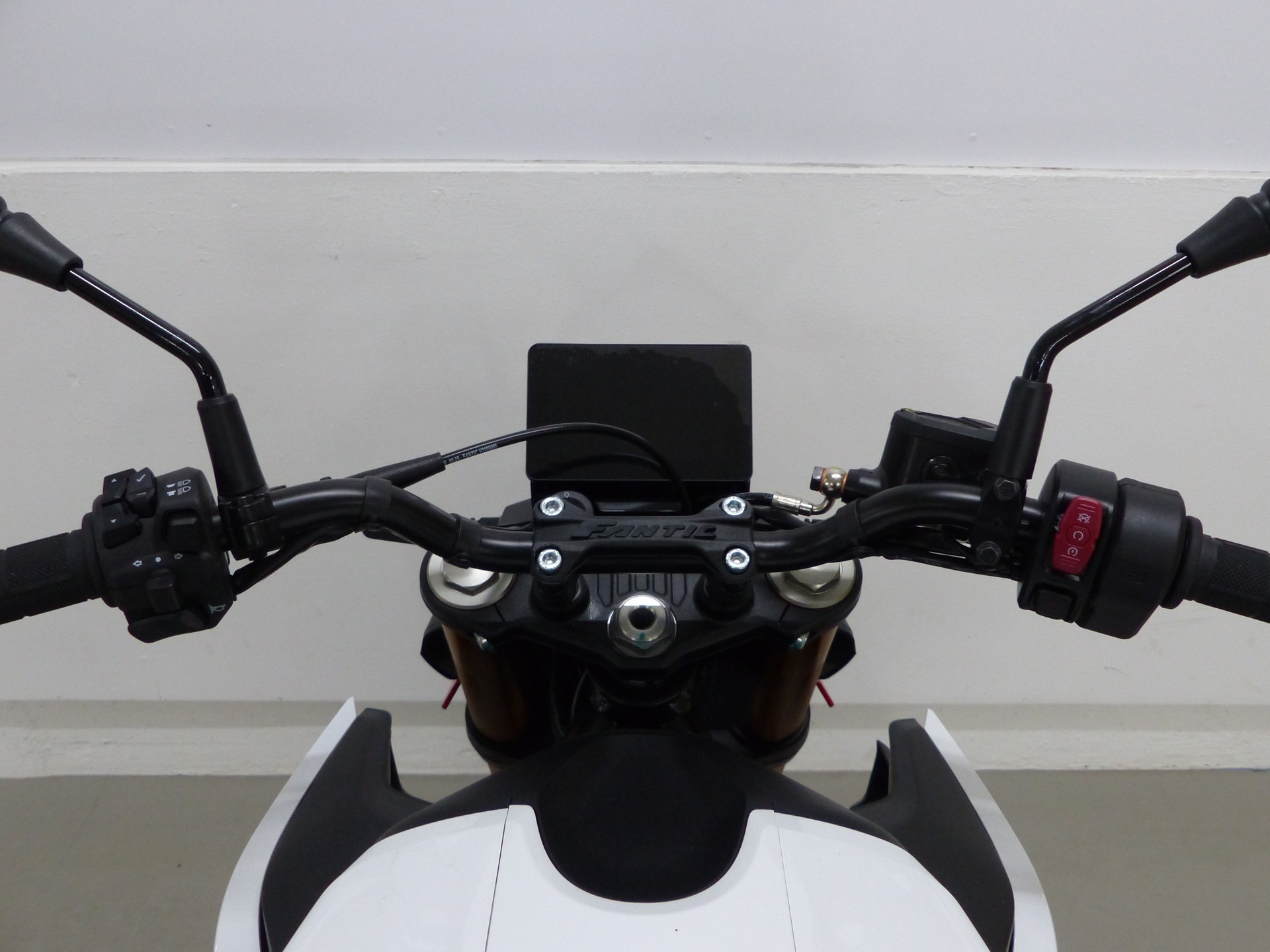 FANTIC Stealth 500 ABS-image-13