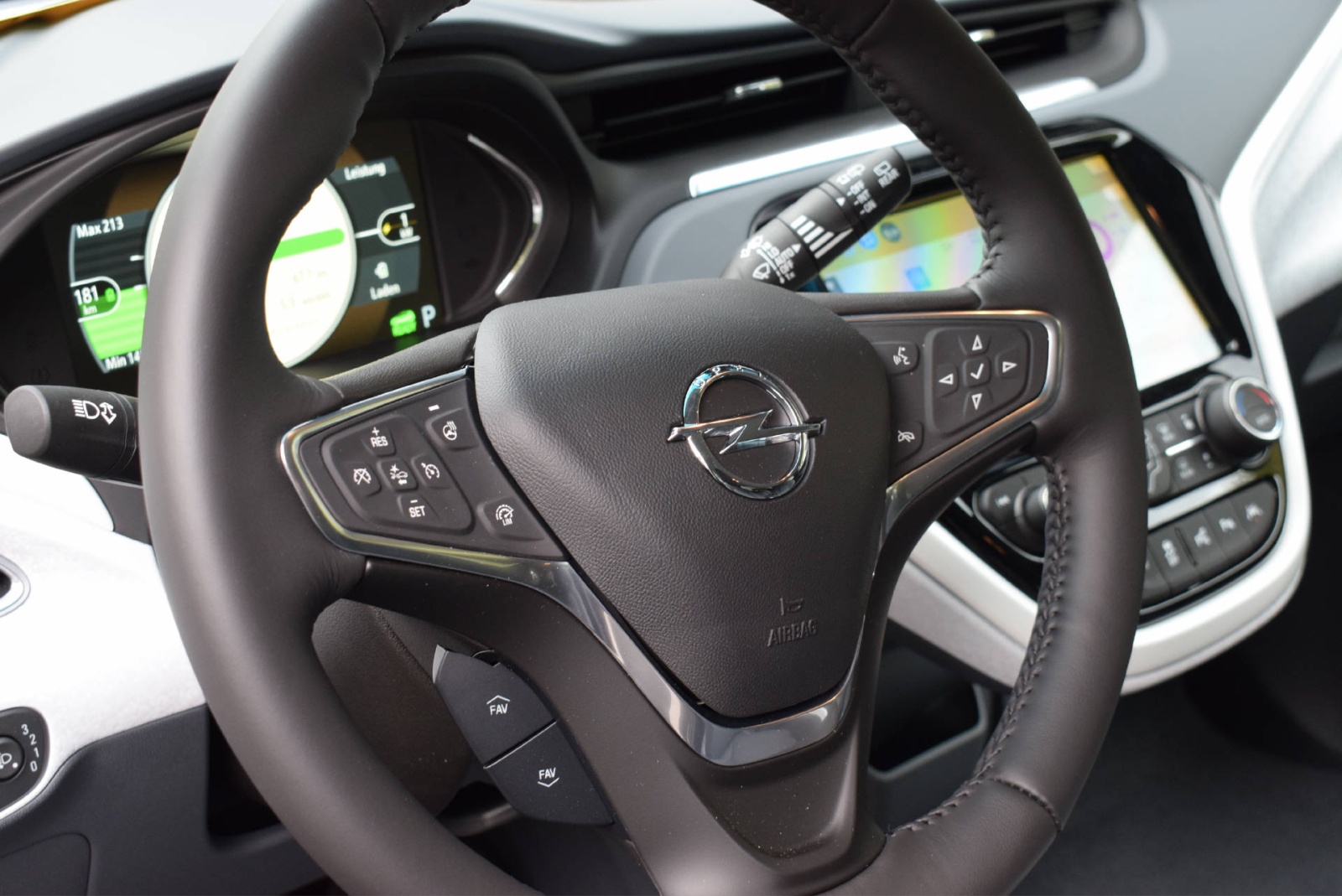 OPEL Ampera-e Electric Excellence-image-10