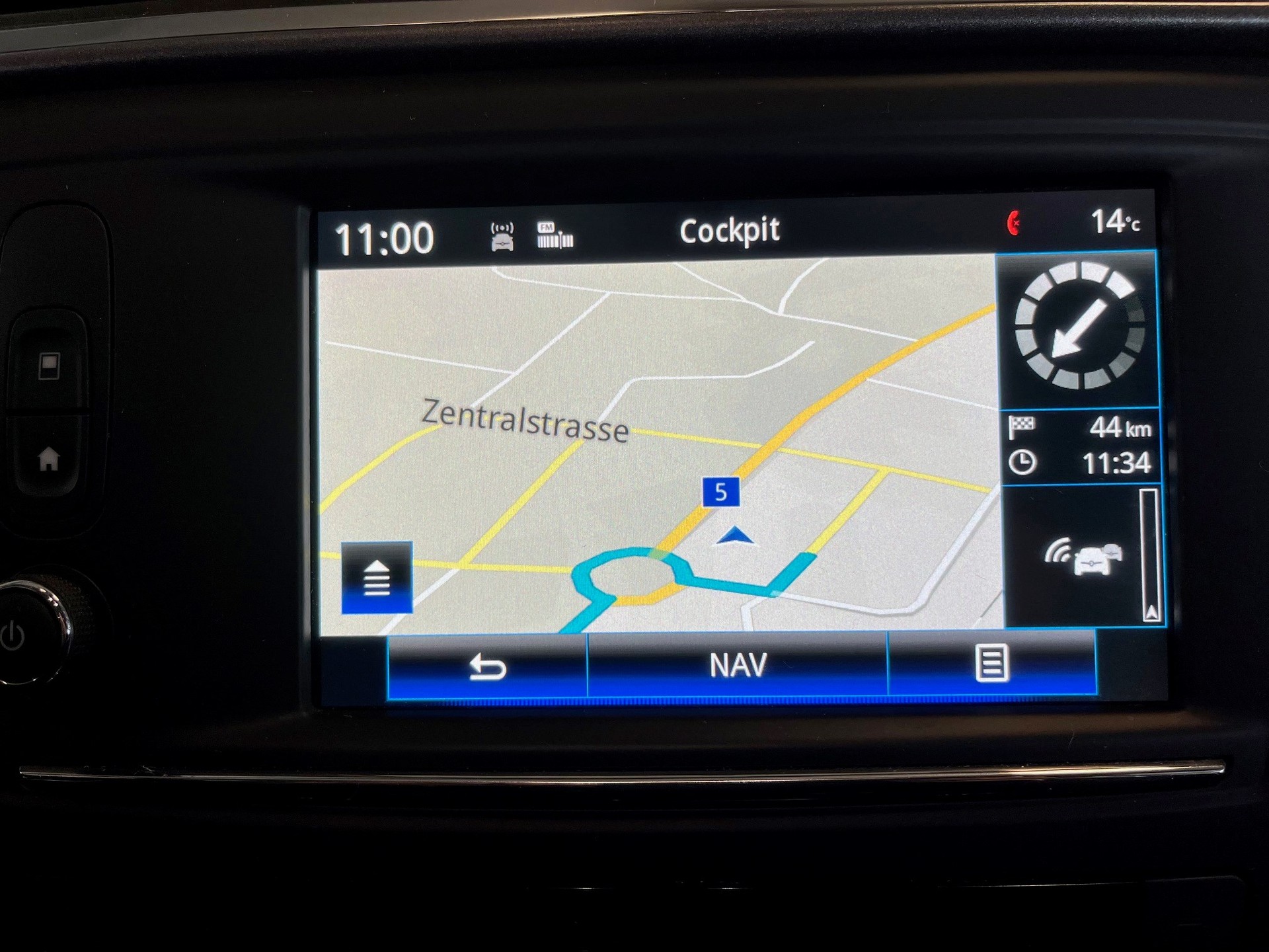 RENAULT Kadjar 1.2 16V Turbo Zen-image-12