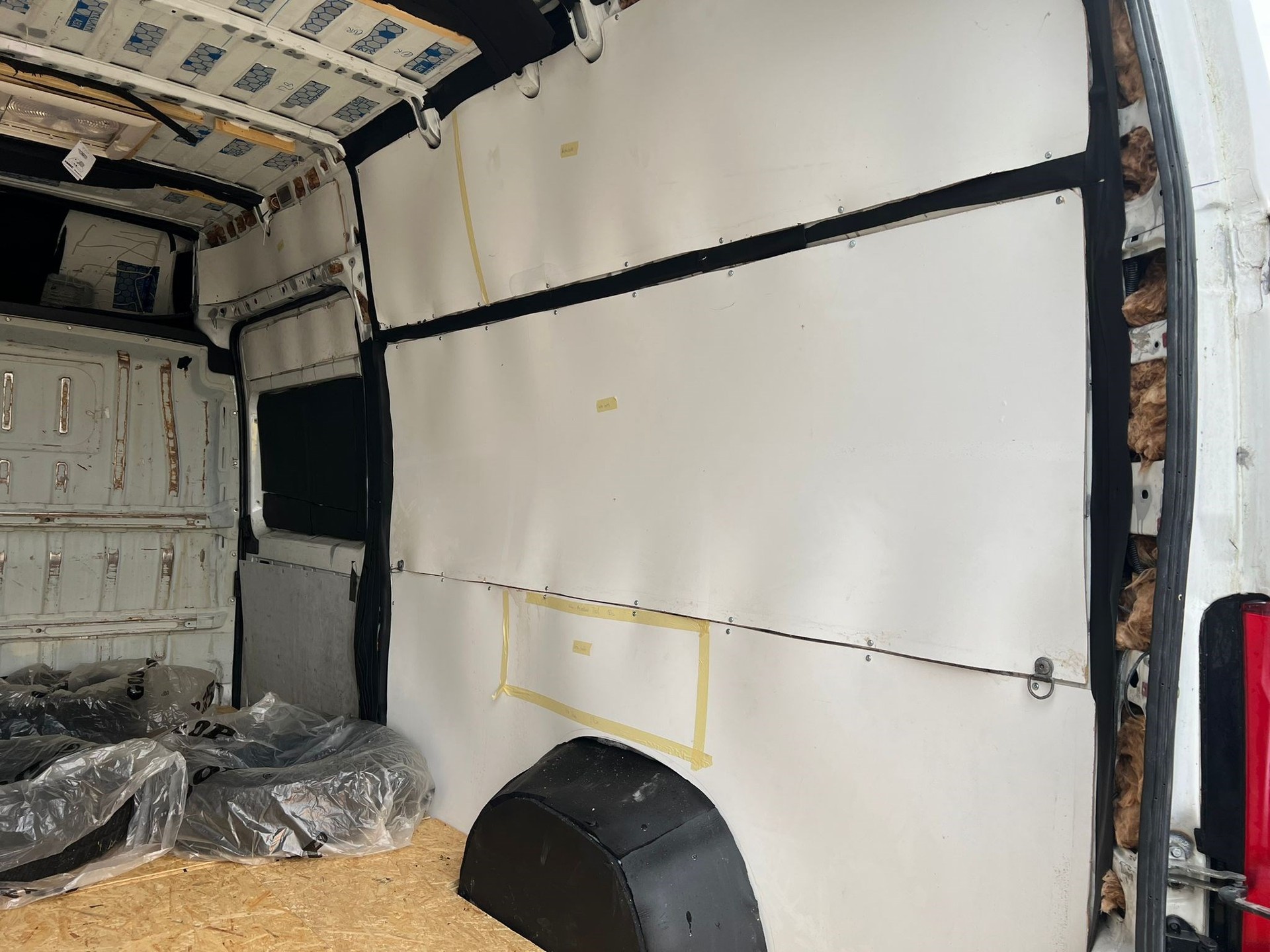 PEUGEOT Boxer 2.0 HDI 435 Active L4H3-image-6