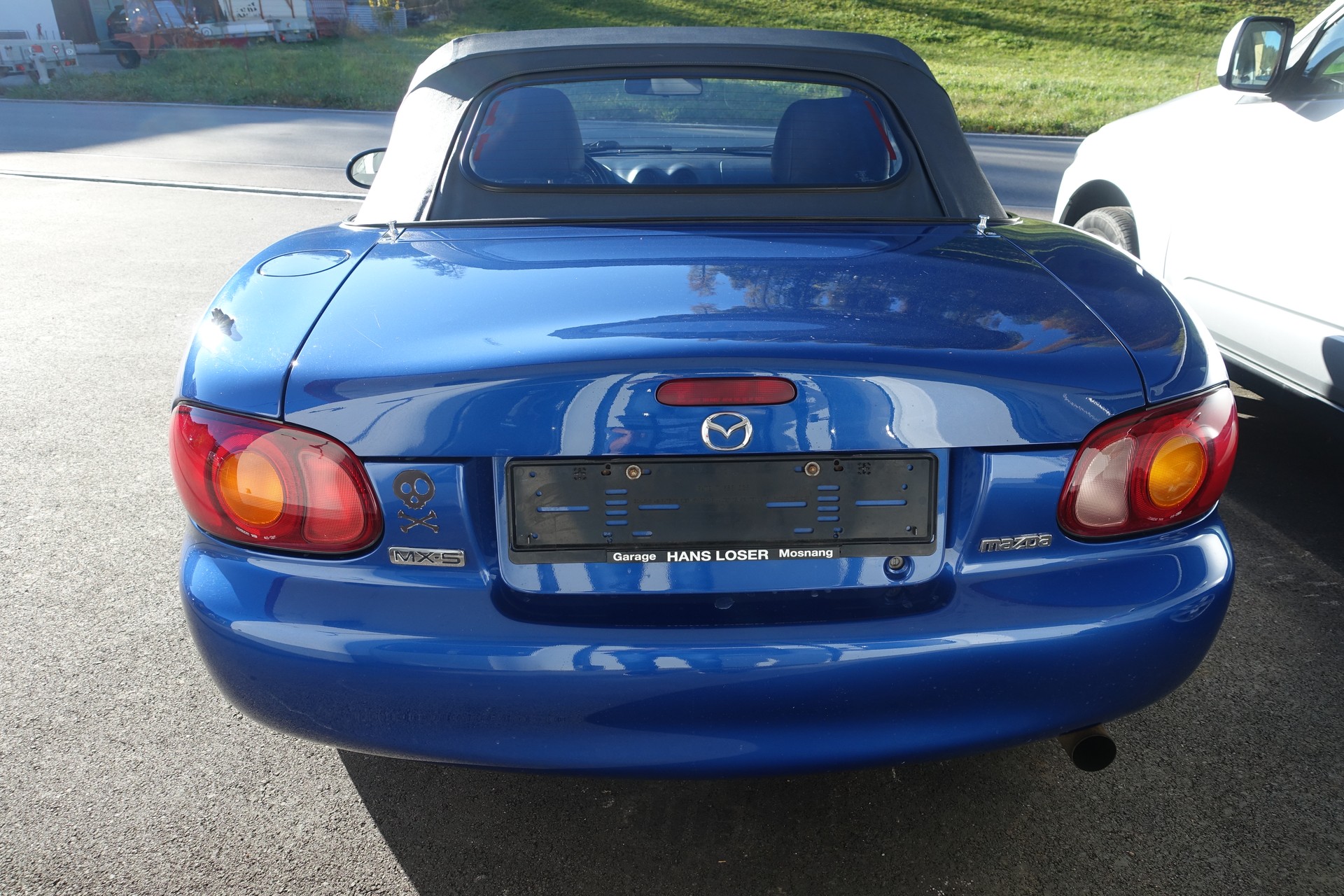 MAZDA MX-5 1.8i-16 10th Anniv.-showroom-element-1