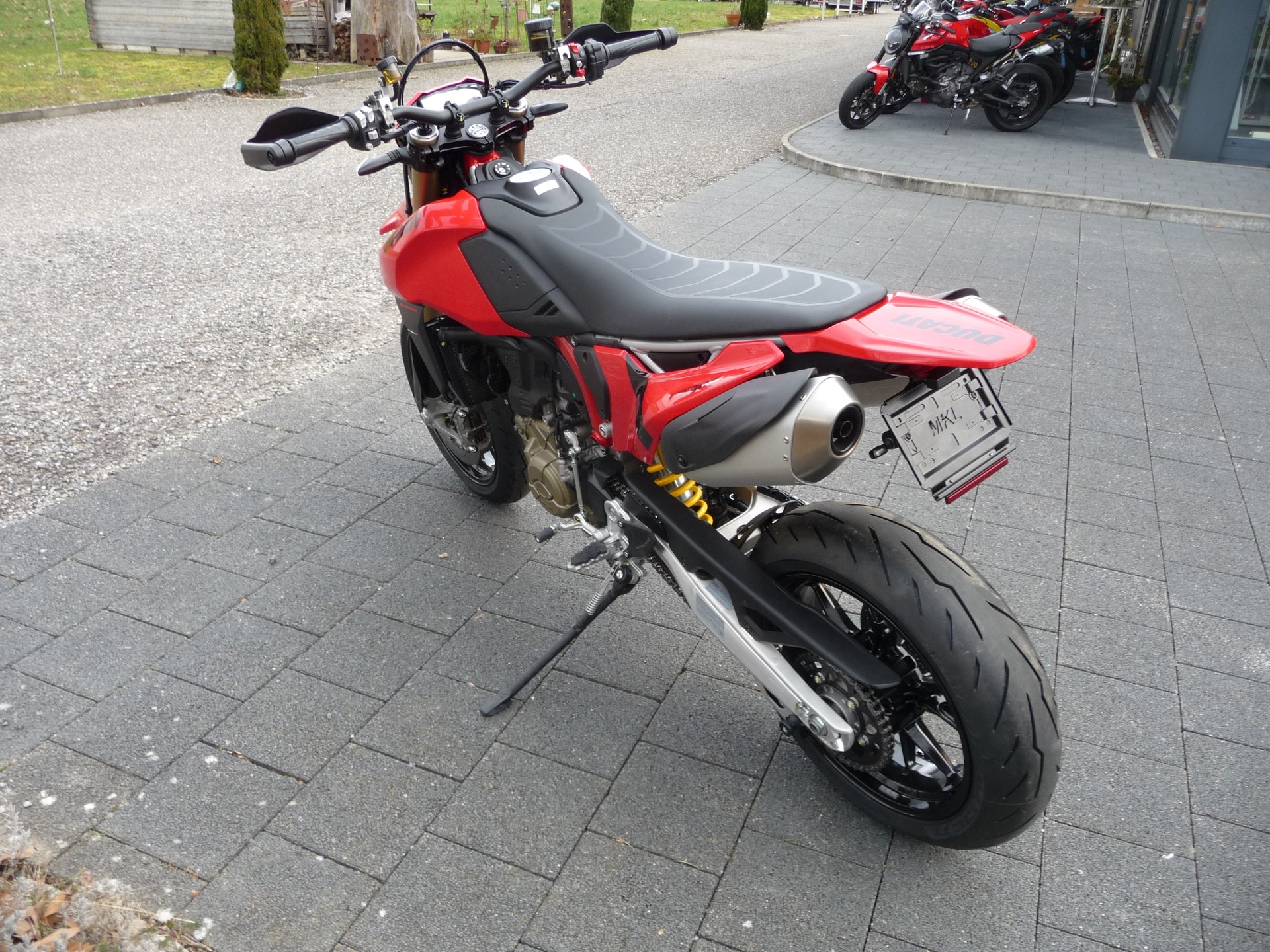 DUCATI Hypermotard 698 Mono-image-4