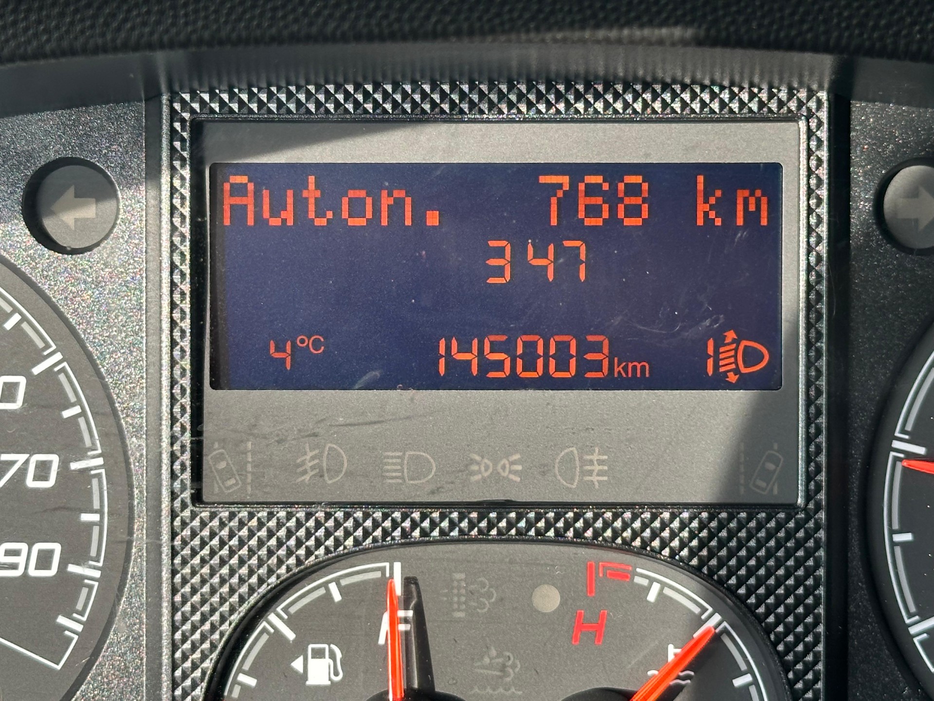 CITROEN Jumper 35+ 2.0 BlueHDi 160 Attraction L3H3-image-25