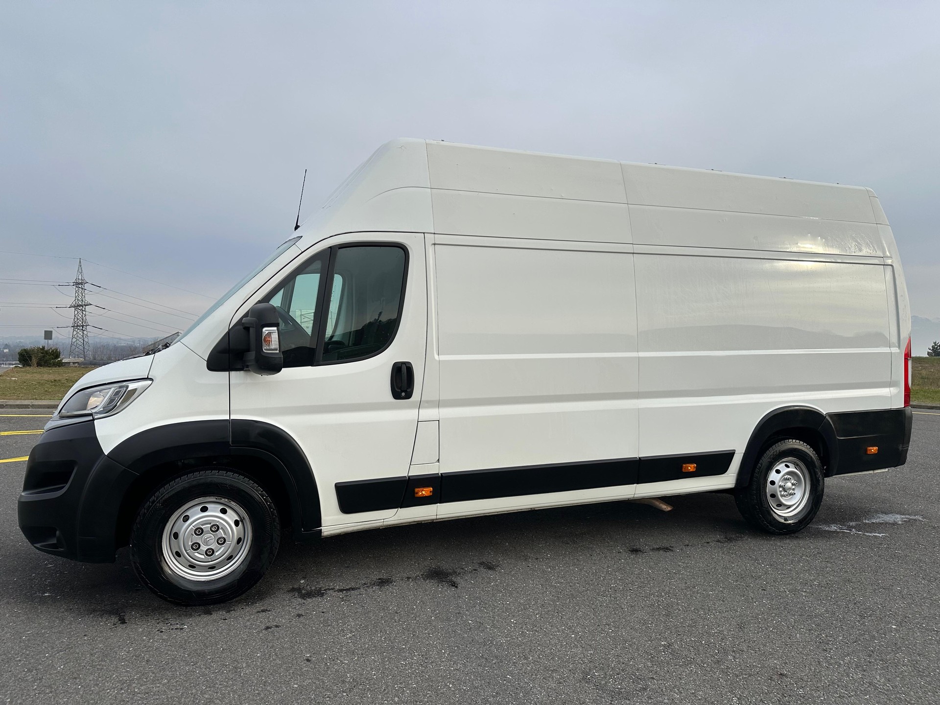CITROEN Jumper 35+ 2.0 BlueHDi 160 Attraction L3H3-image-18