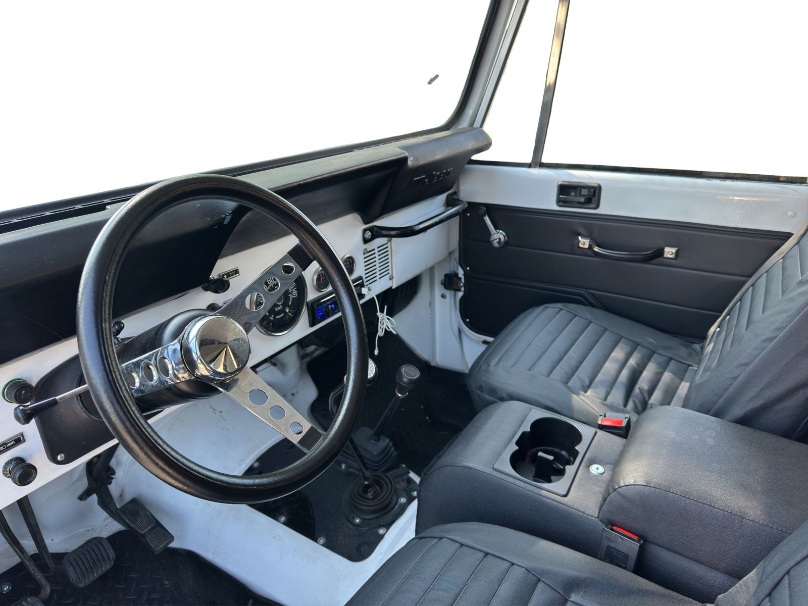 JEEP CJ7 / 4.2-image-9