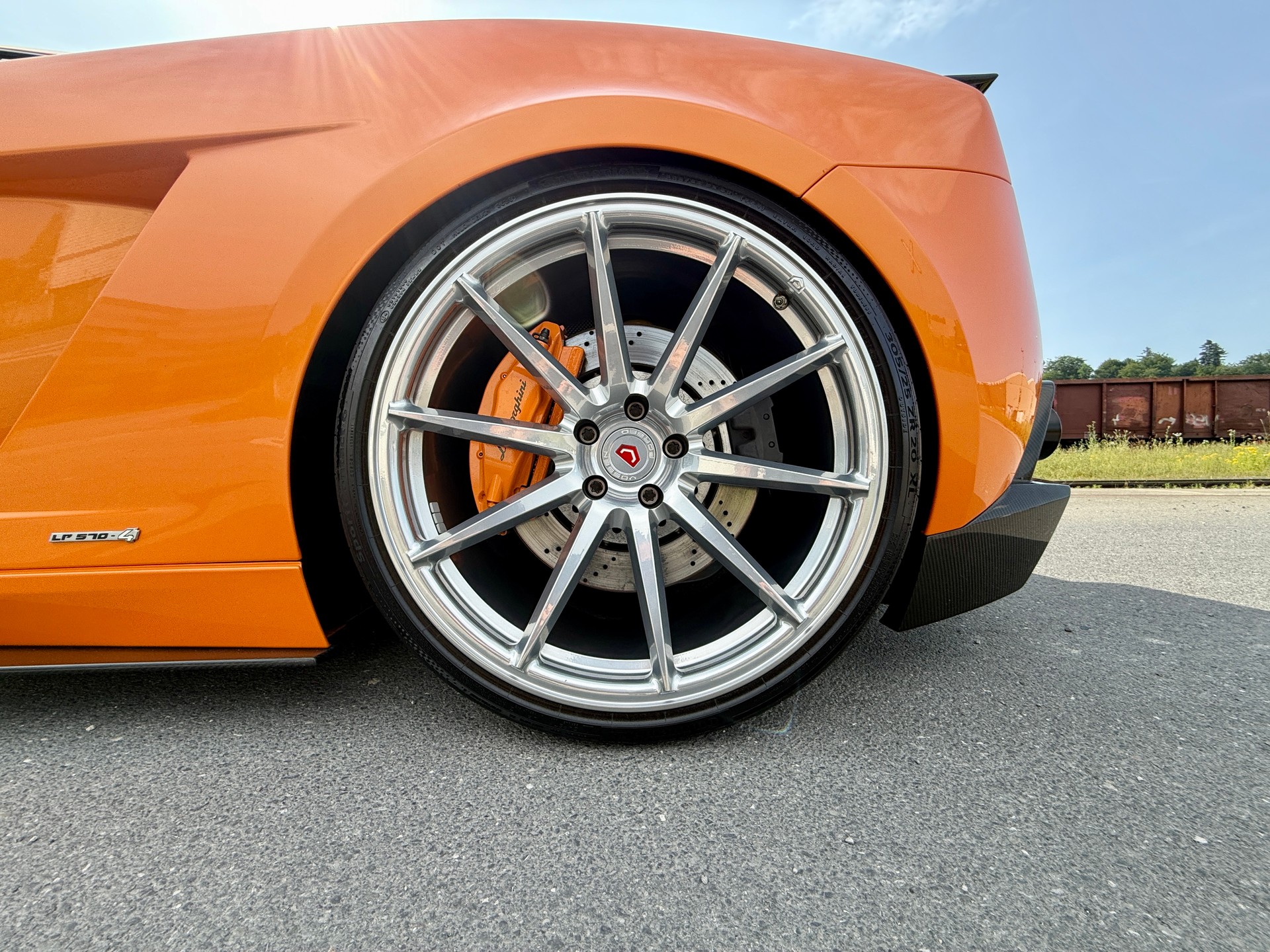 LAMBORGHINI Gallardo LP570-4 Coupé Superleggera-image-4