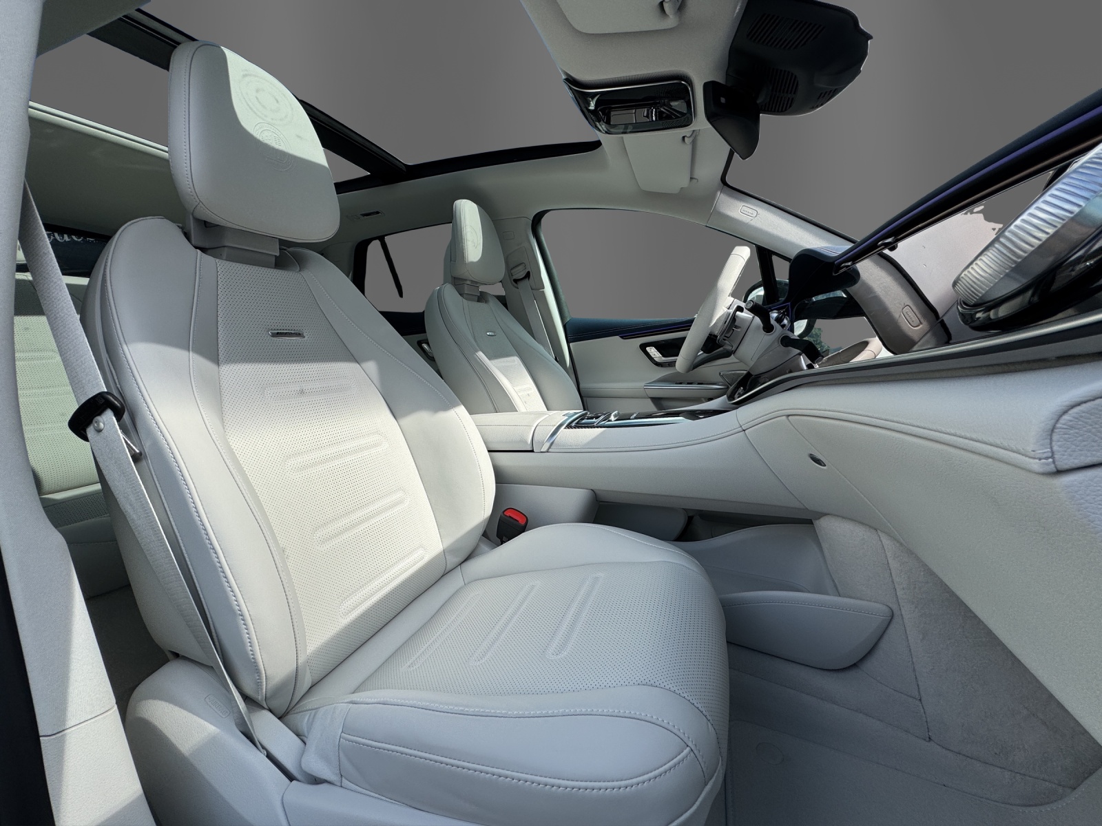 MERCEDES-BENZ EQE SUV AMG 43 4 Matic Excellence-image-17