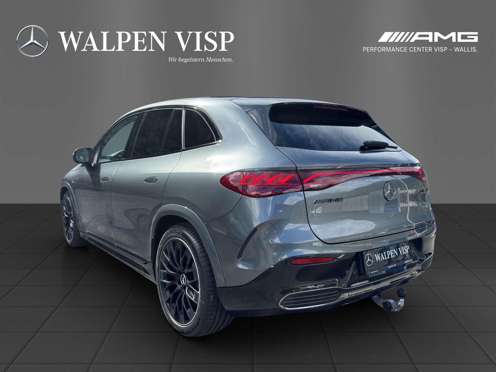 MERCEDES-BENZ EQE SUV AMG 43 4 Matic Excellence-showroom-element-3