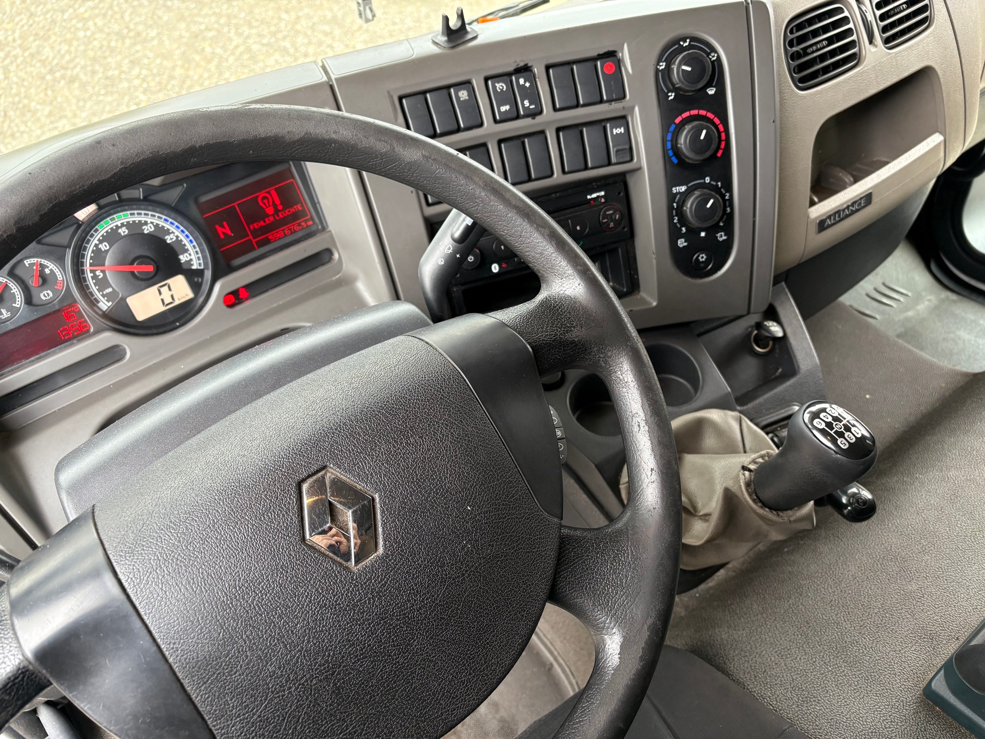 RENAULT Midlum 270.12L-image-7