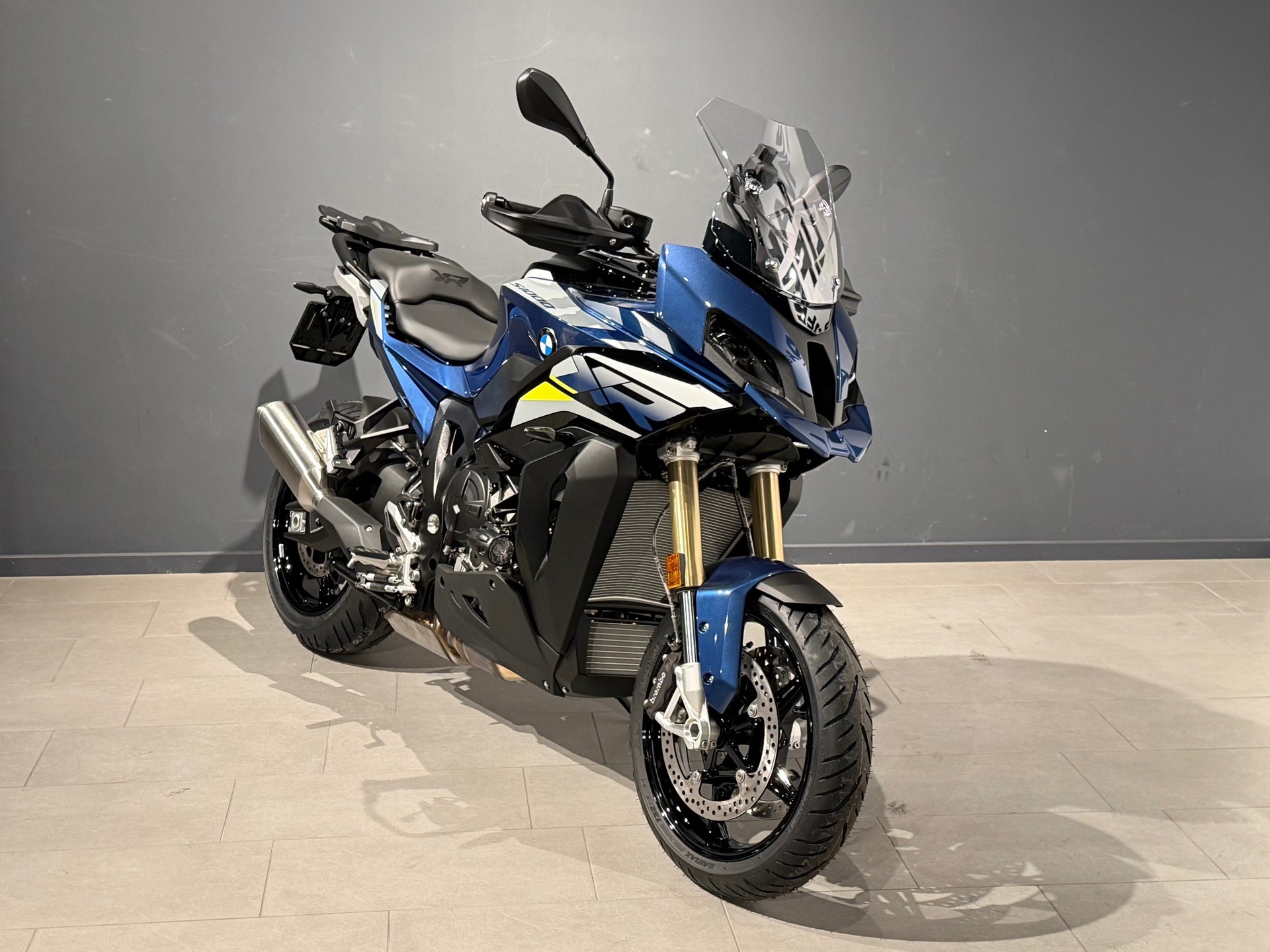 BMW S 1000 XR-image-1
