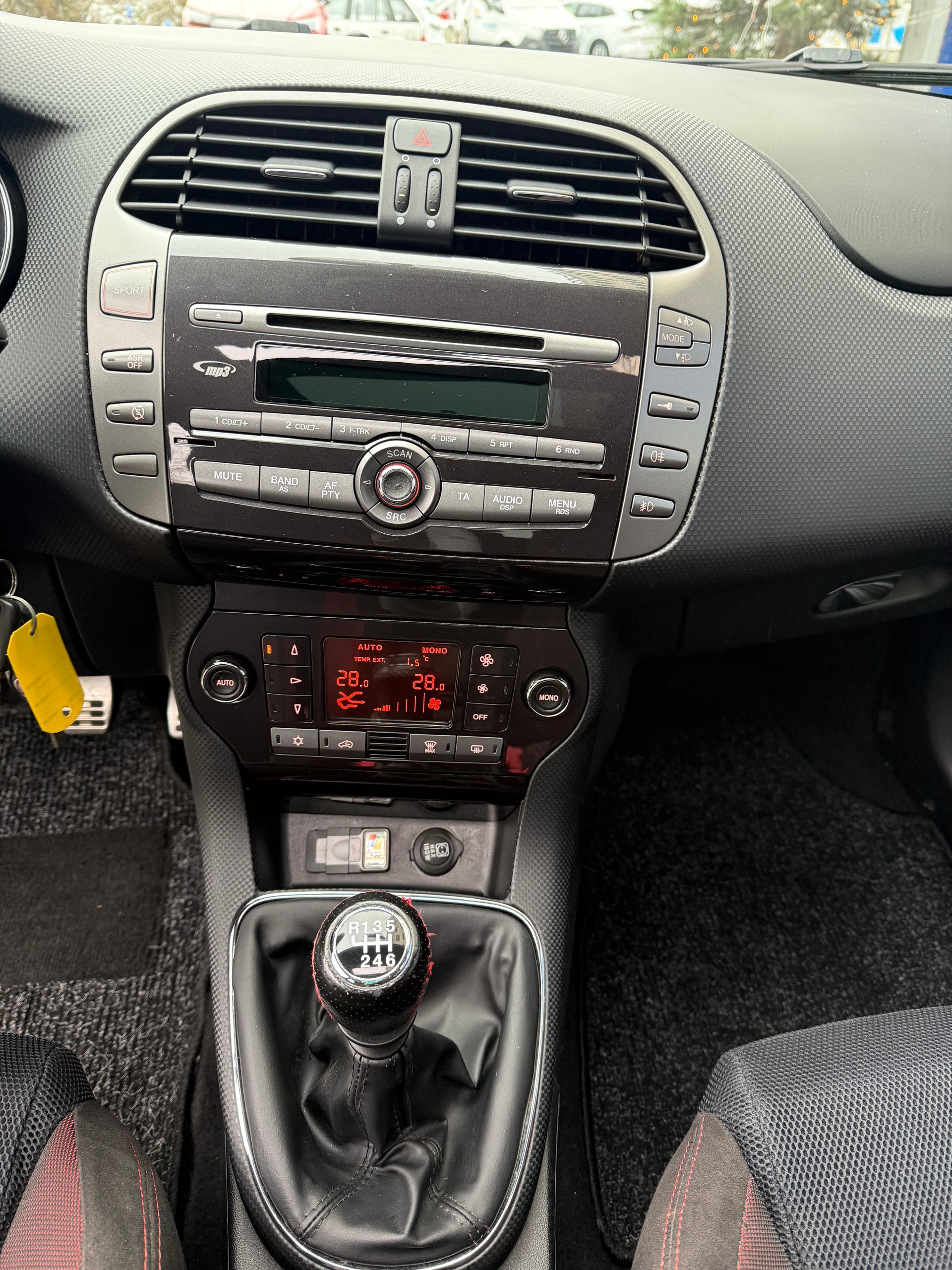 FIAT Bravo 1.4 16V Turbo Sport-image-8