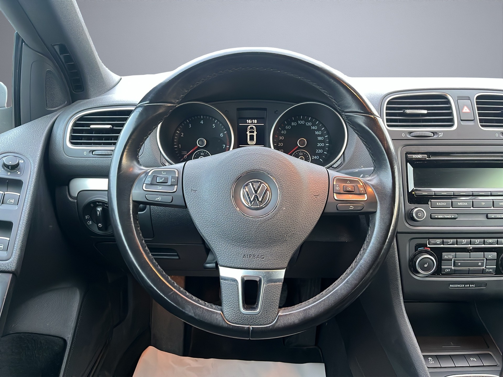 VW Golf Cabrio 1.4 TSI-image-10
