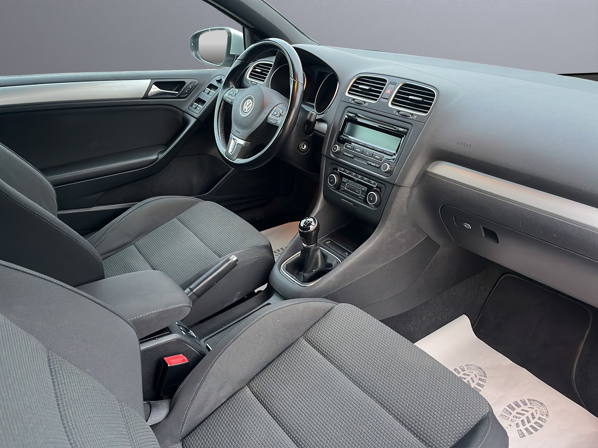 VW Golf Cabrio 1.4 TSI-image-13