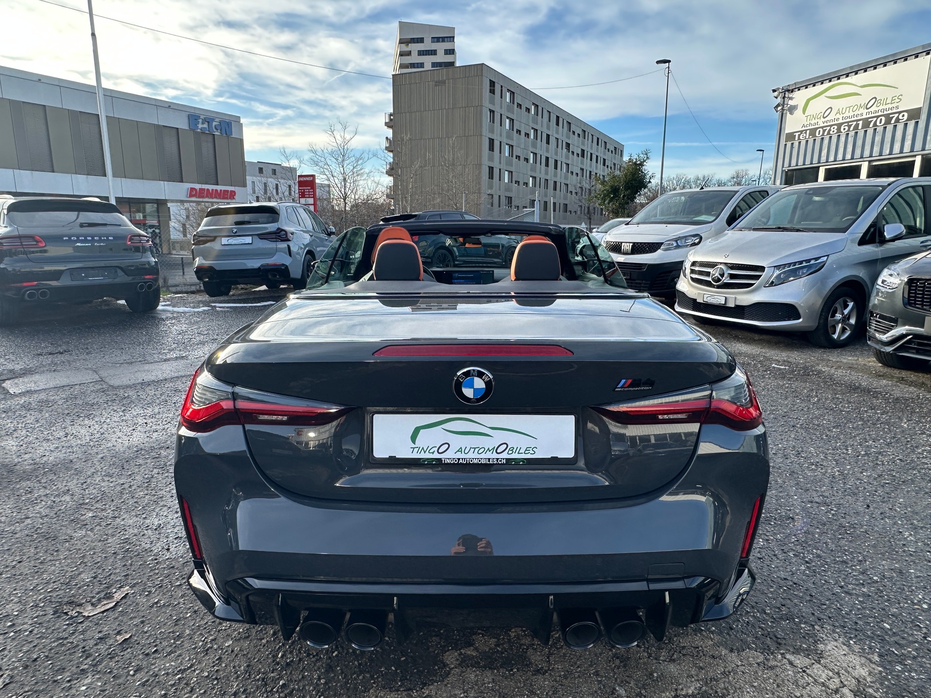BMW M4 Cabrio Competition M xDrive-image-13