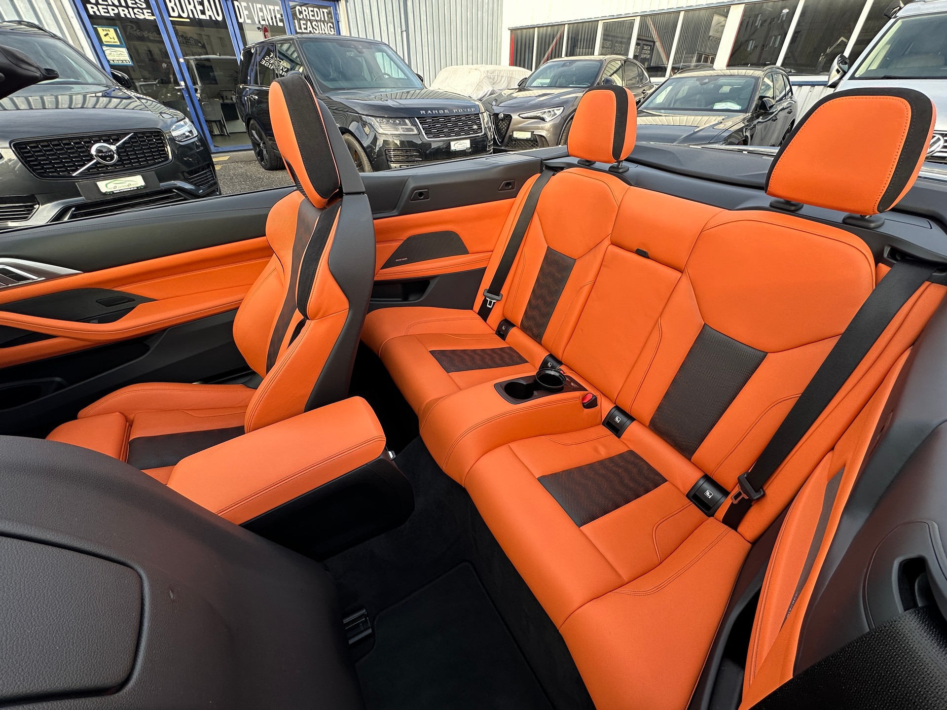BMW M4 Cabrio Competition M xDrive-image-21