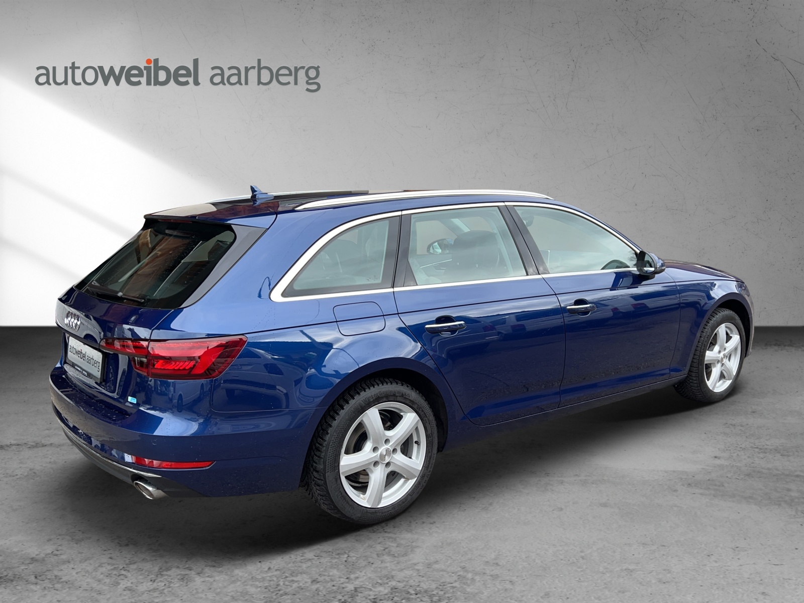 AUDI A4 Avant 2.0 TFSI g-tron Design S-tronic-showroom-element-1