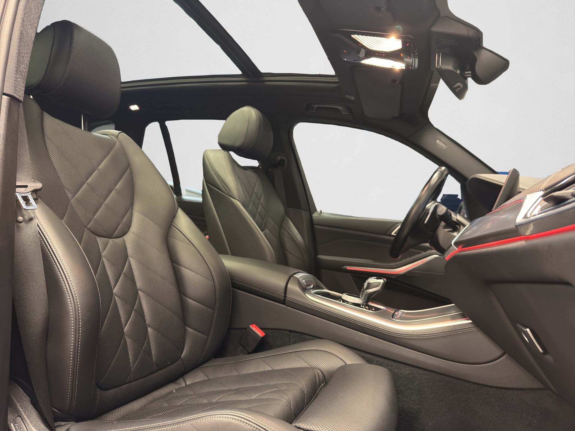 BMW X5 xDrive 48V 40d M Sport Steptronic-image-8