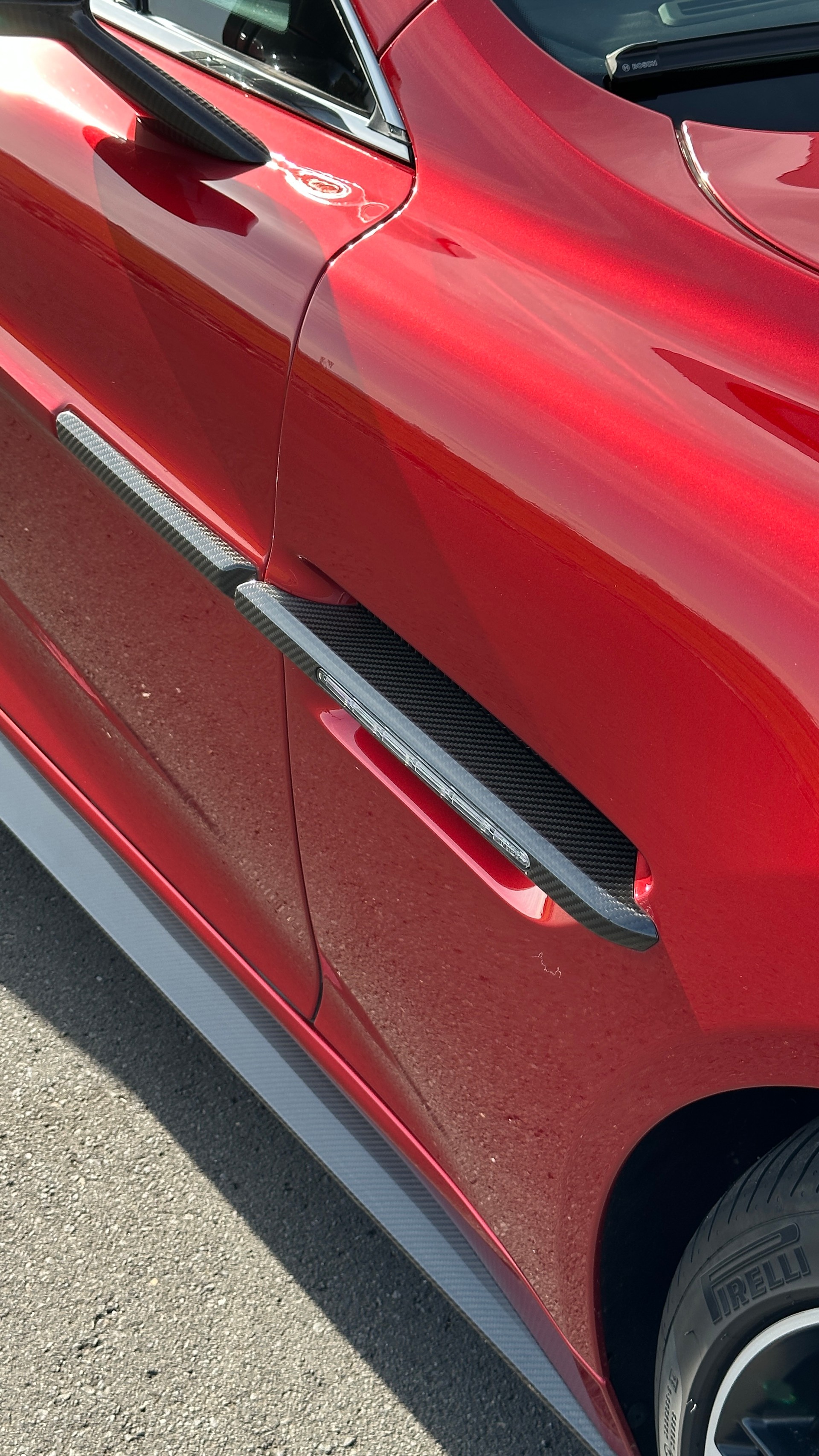 ASTON MARTIN Vanquish V12 5.9-48 Touchtronic 2-image-9