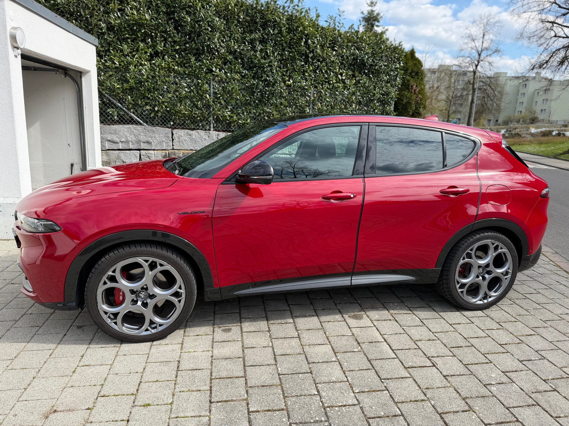 ALFA ROMEO Tonale 1.3 Plug-in-Hybrid Q4 Veloce Pack Premium Sky