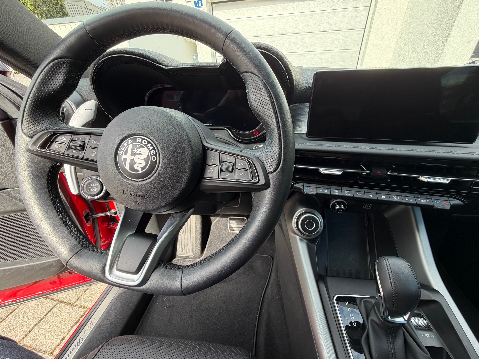 ALFA ROMEO Tonale 1.3 Plug-in-Hybrid Q4 Veloce Pack Premium Sky-image-7