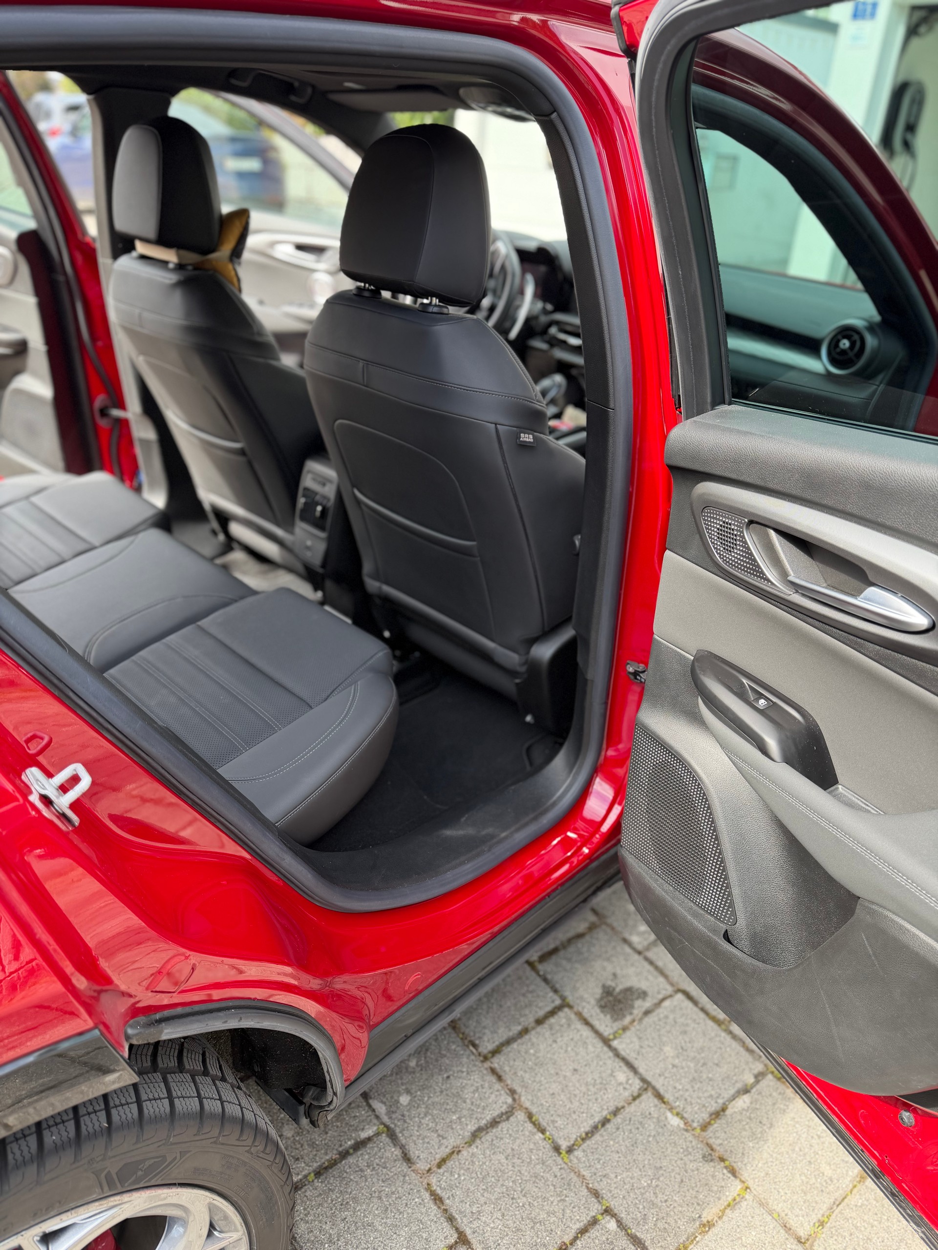 ALFA ROMEO Tonale 1.3 Plug-in-Hybrid Q4 Veloce Pack Premium Sky-image-8