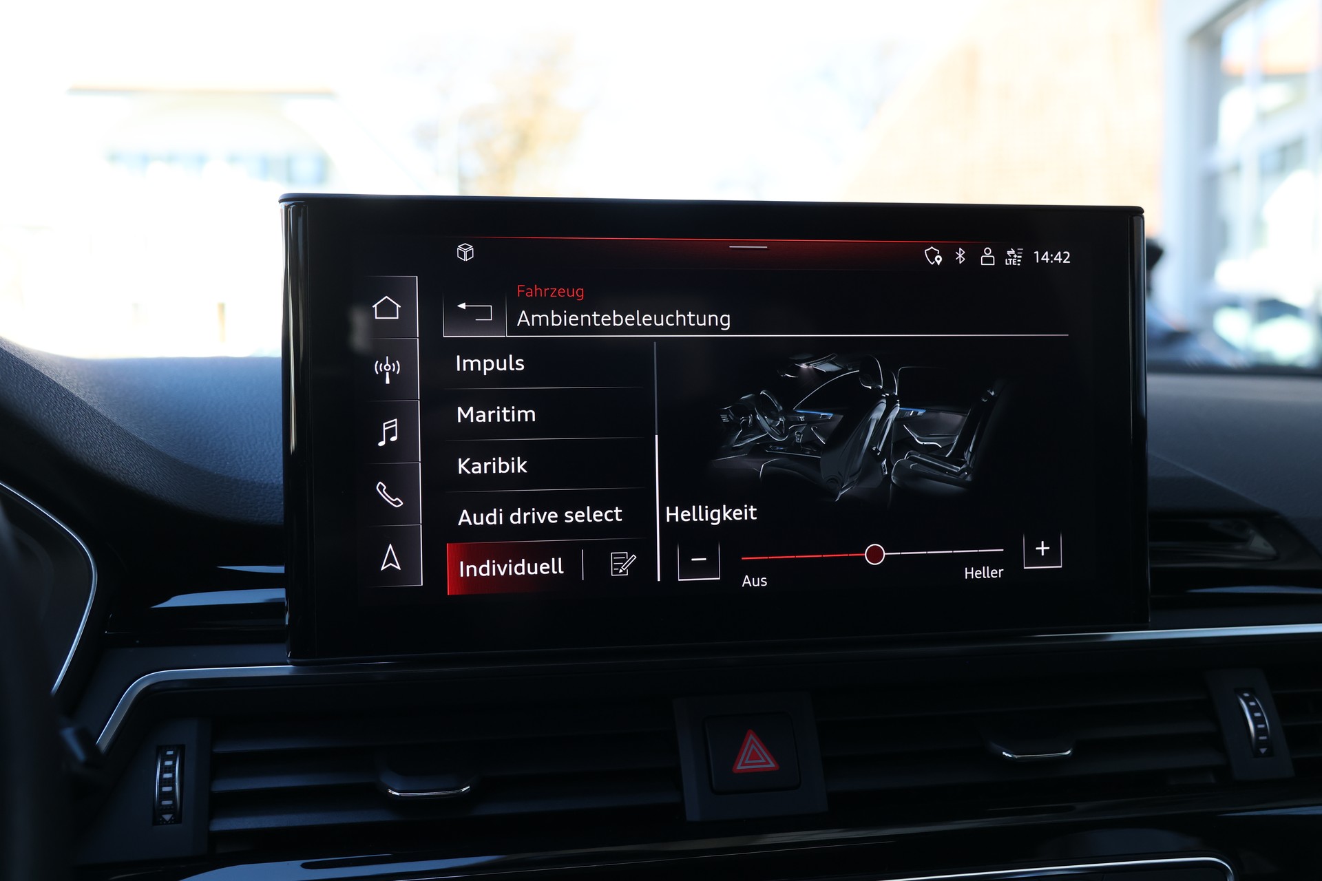 AUDI S4 Avant 3.0 TDI quattro tiptronic (CH) + 1.9T AHK-image-24