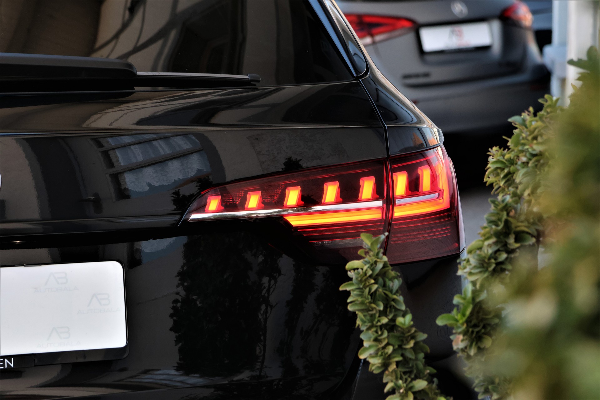 AUDI S4 Avant 3.0 TDI quattro tiptronic (CH) + 1.9T AHK-image-4