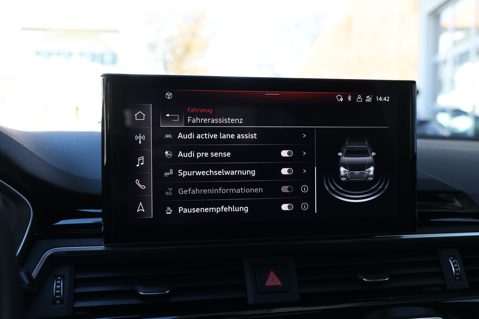 AUDI S4 Avant 3.0 TDI quattro tiptronic (CH) + 1.9T AHK-image-23
