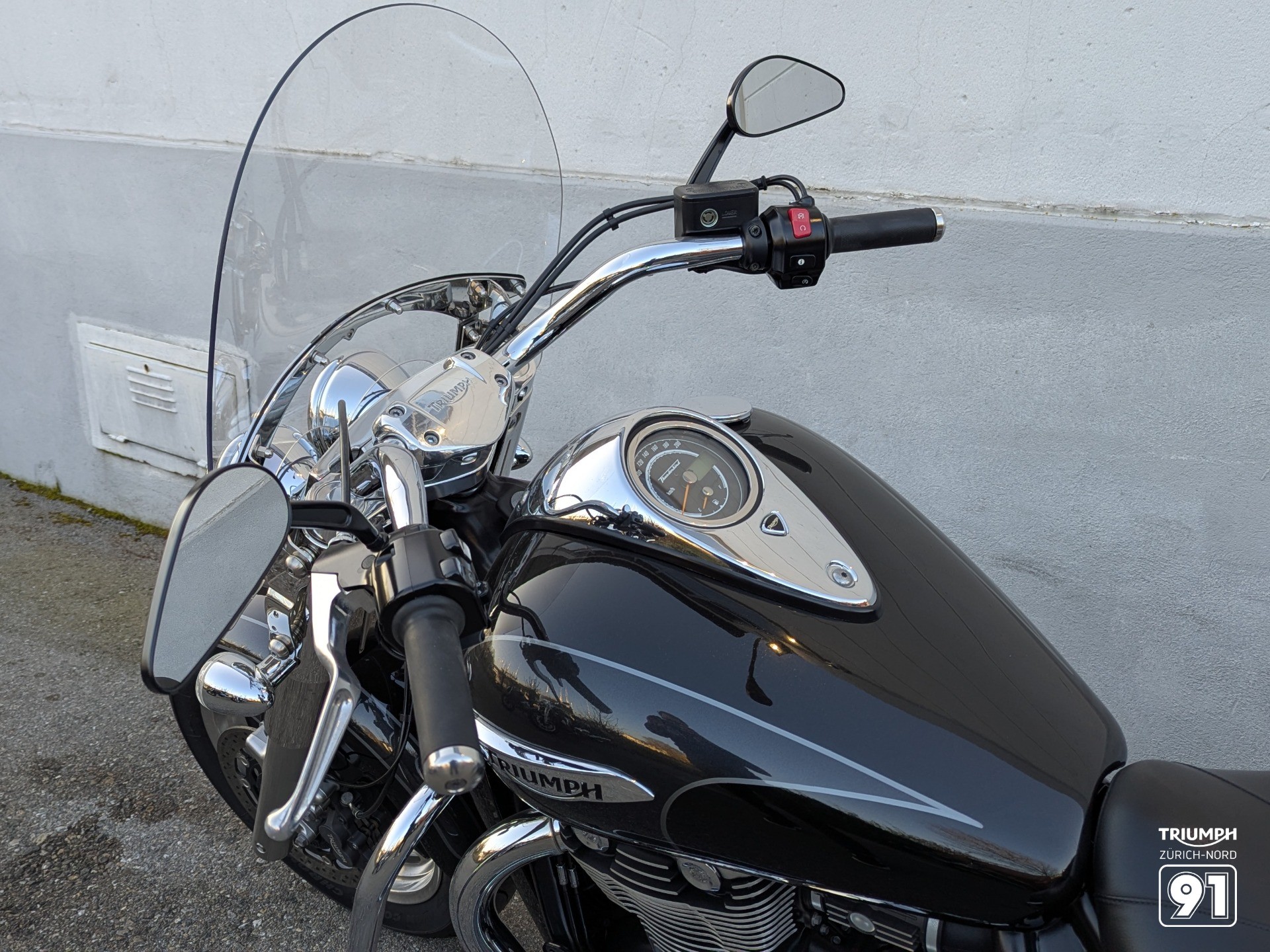 TRIUMPH Thunderbird Commander 1700 ABS-image-7
