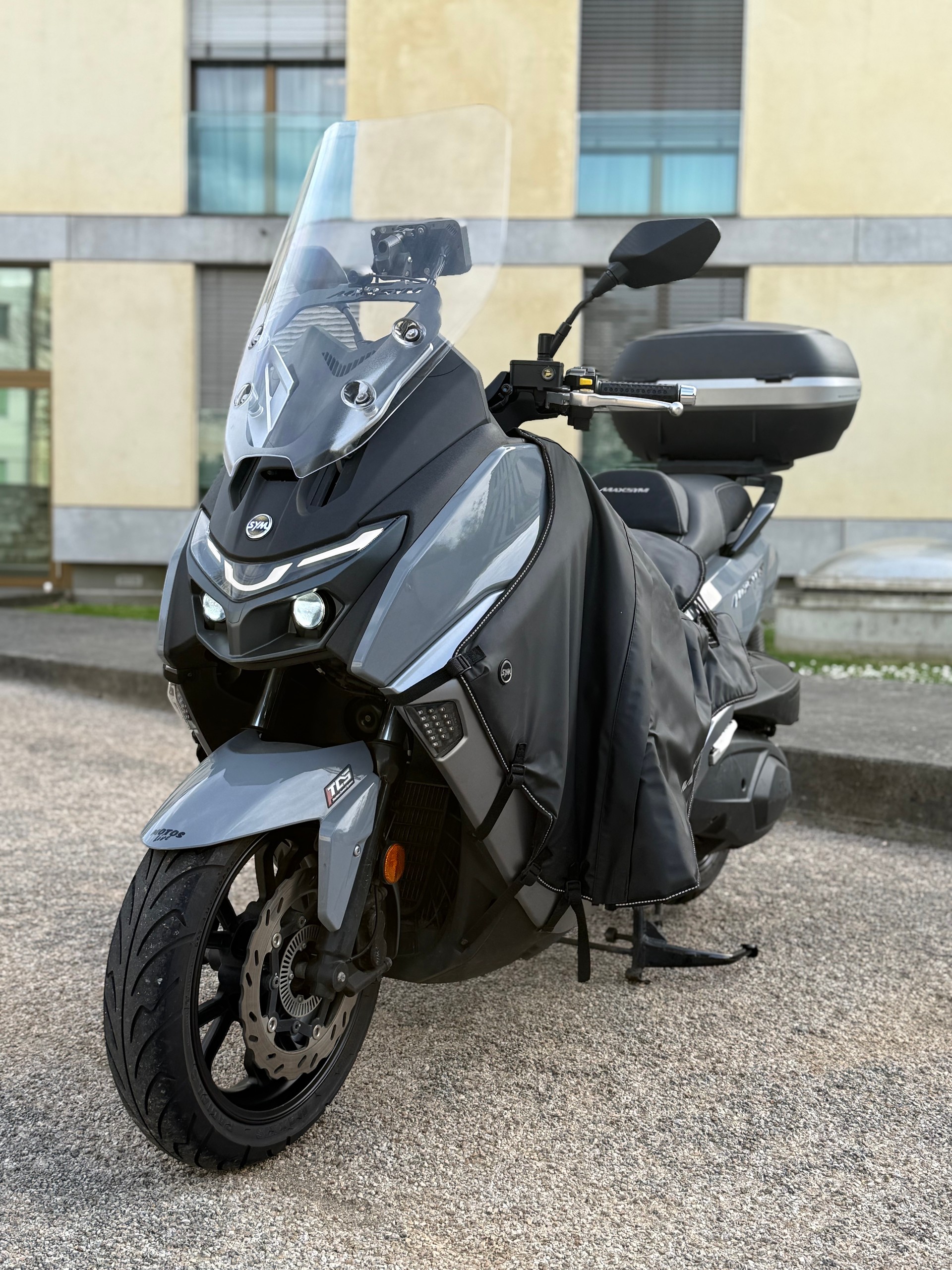 SYM MaxSym-image-0