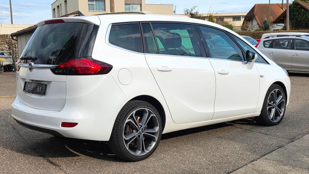 OPEL Zafira Tourer 2.0 CDTi Drive Automatic-image-4