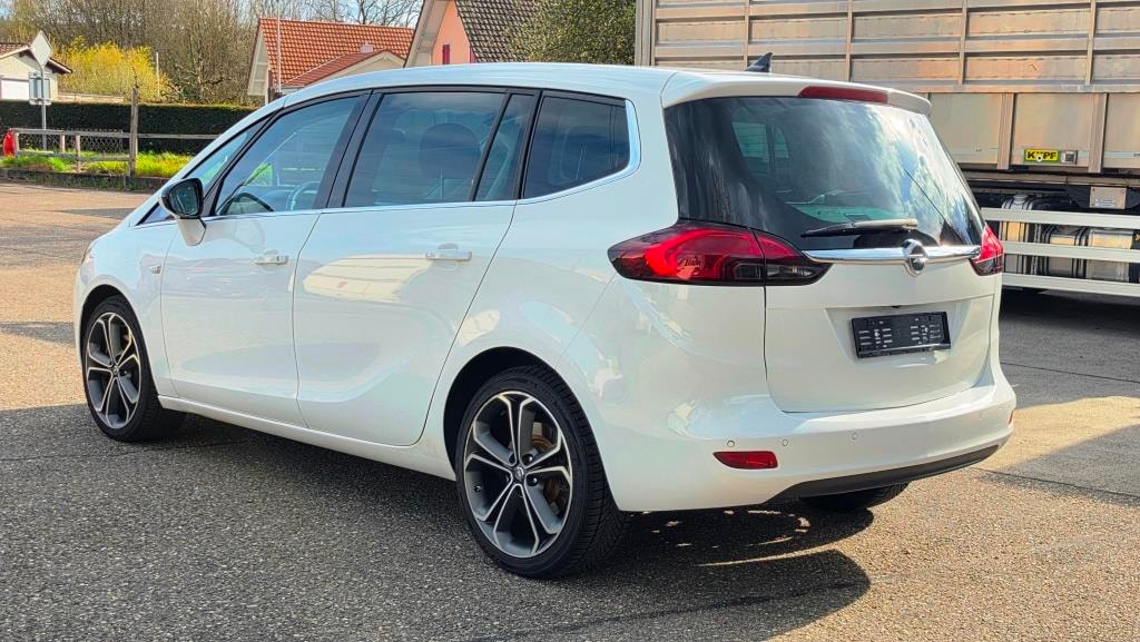 OPEL Zafira Tourer 2.0 CDTi Drive Automatic-image-2
