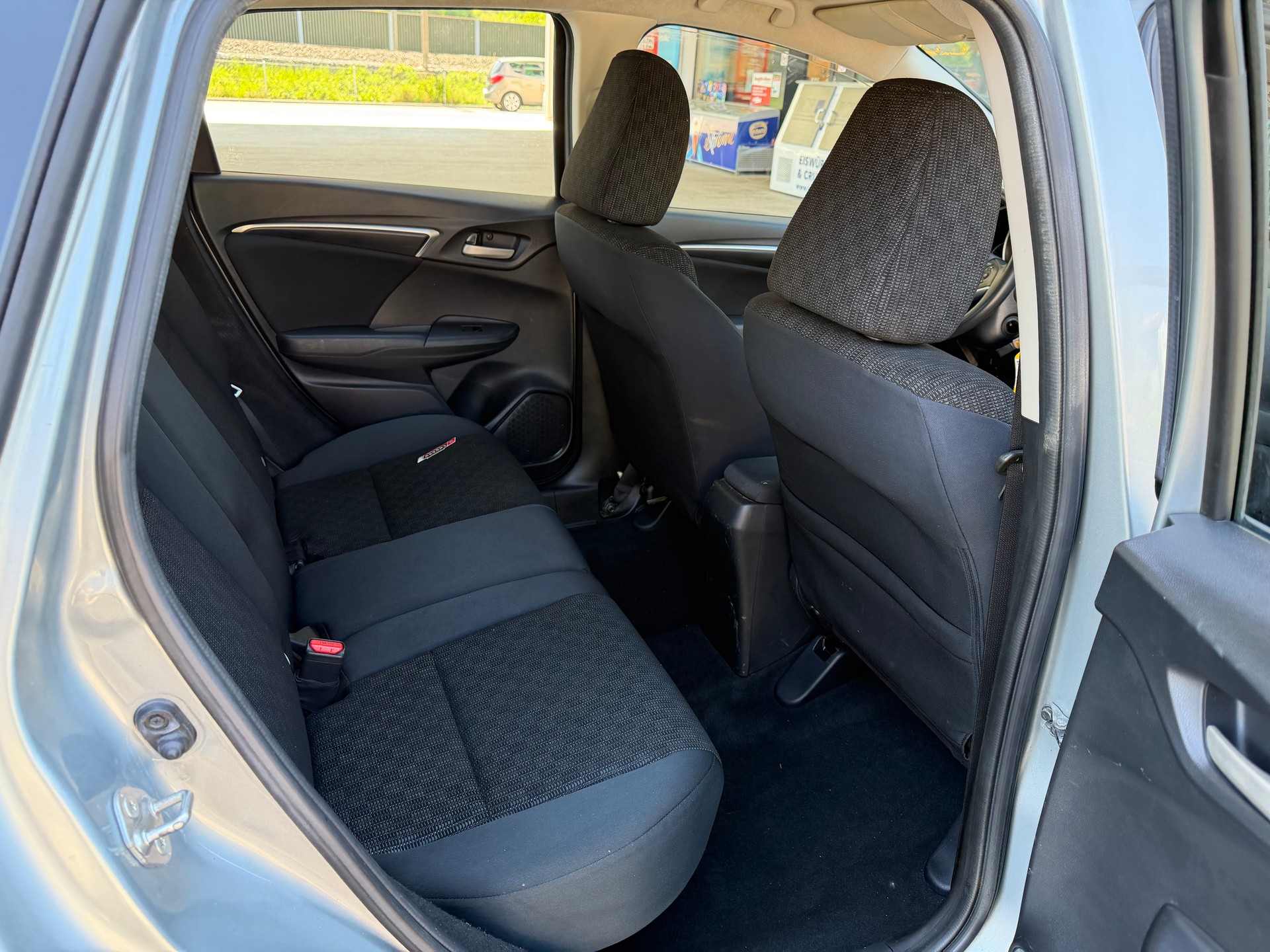 HONDA Jazz 1.3i-VTEC Comfort-frisch ab Mfk-image-7
