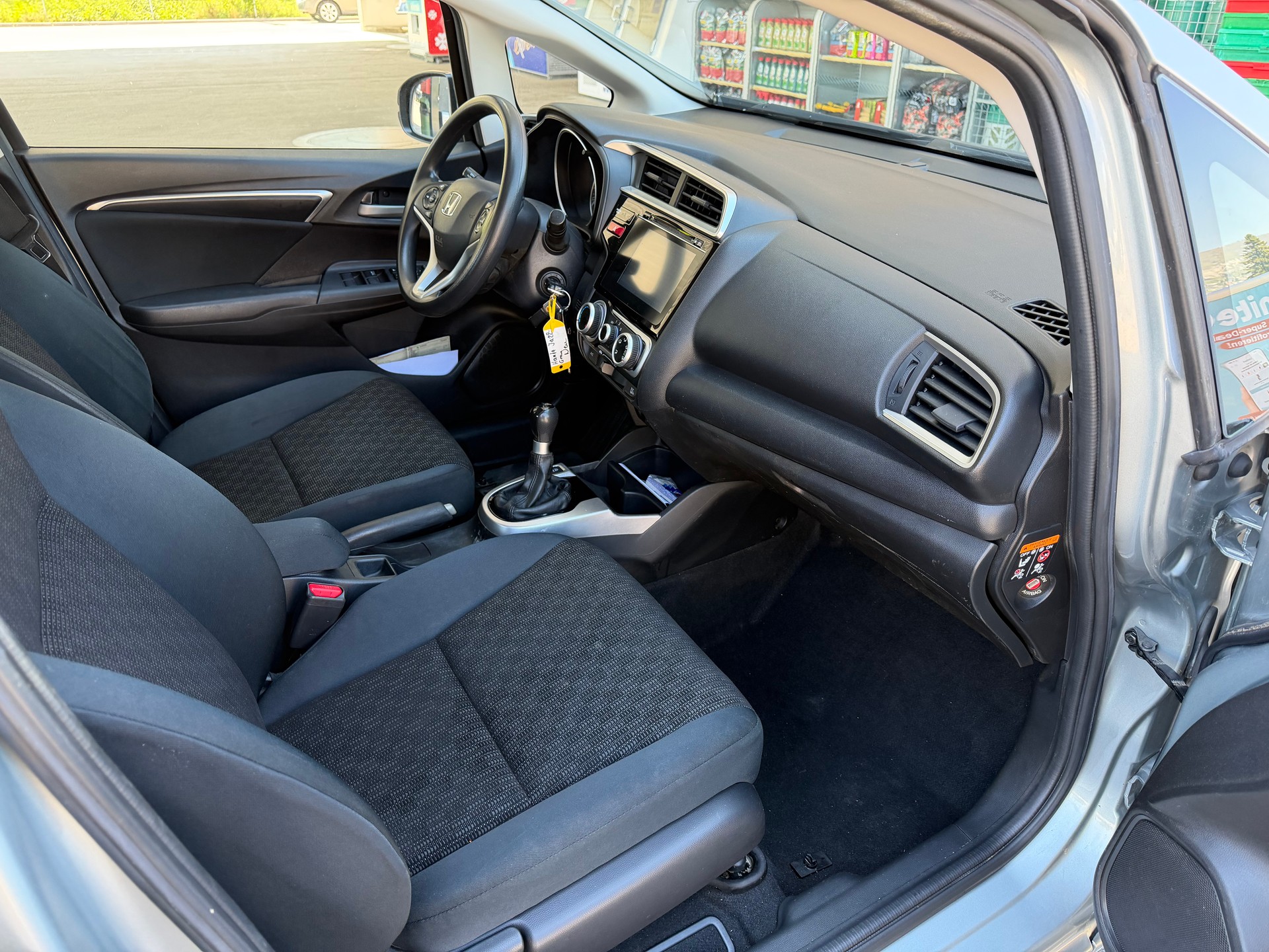 HONDA Jazz 1.3i-VTEC Comfort-frisch ab Mfk-image-5