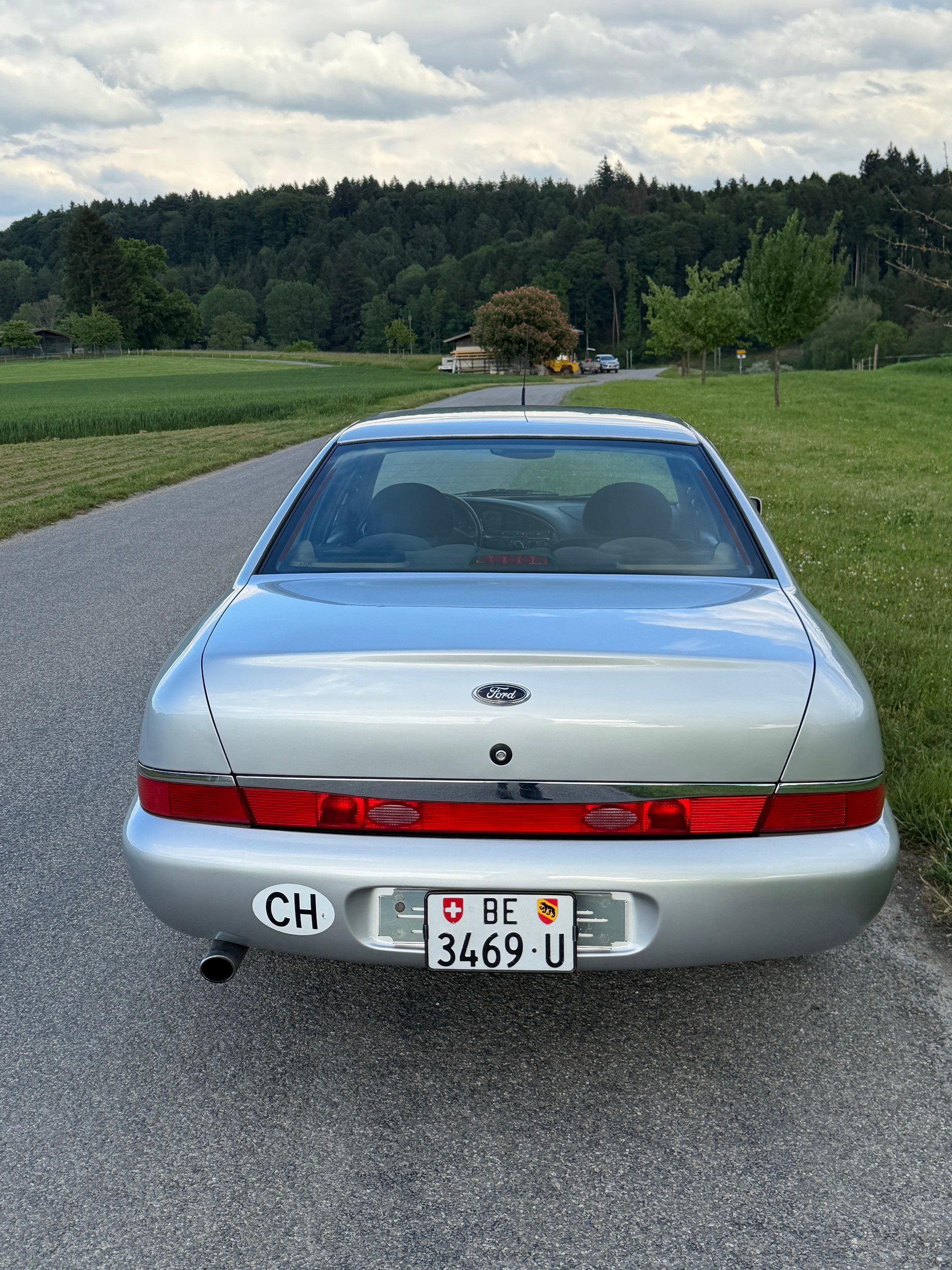 FORD Scorpio 2.9i 24V Luxury A-image-3