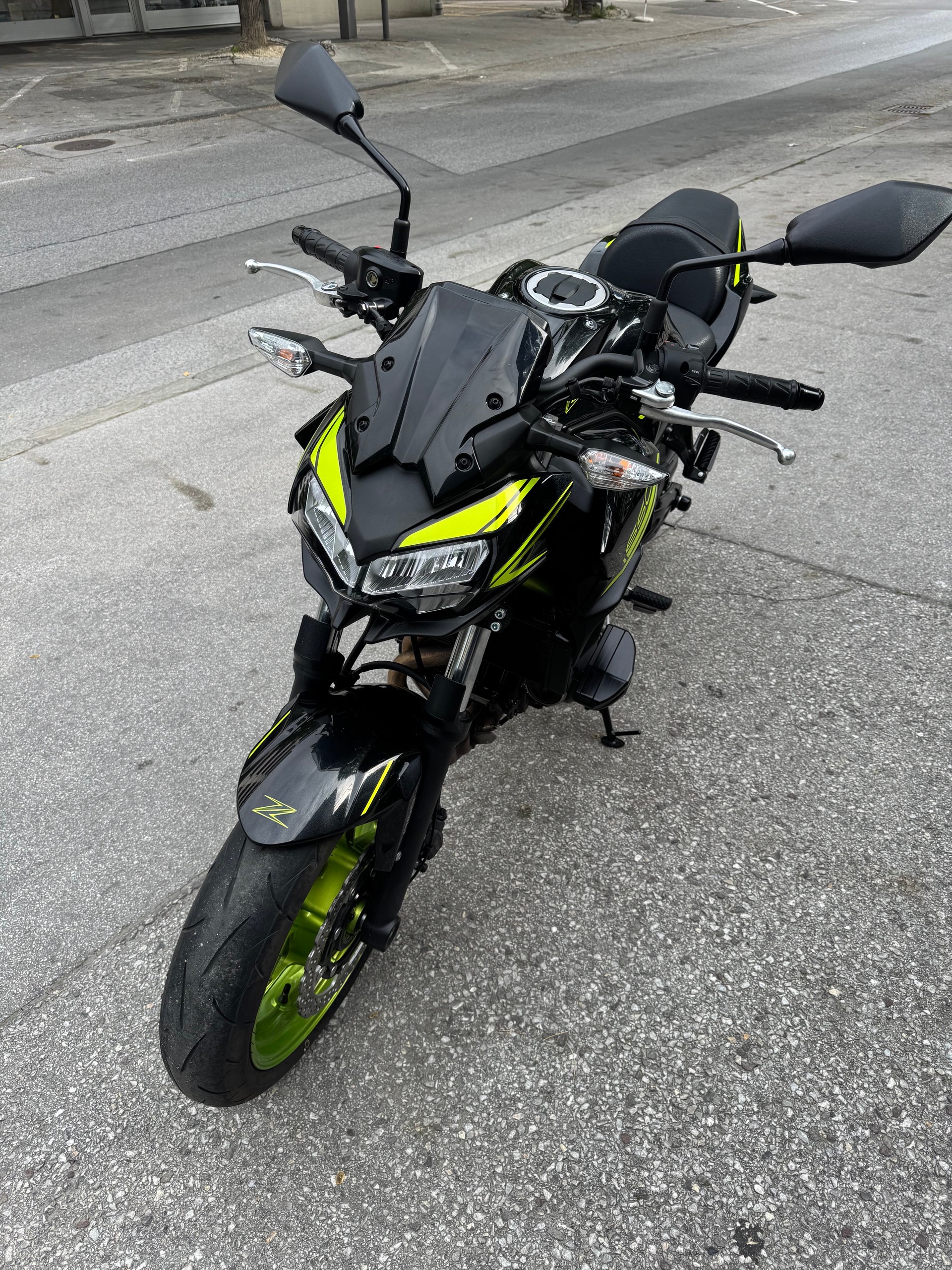 KAWASAKI Z 650-image-2