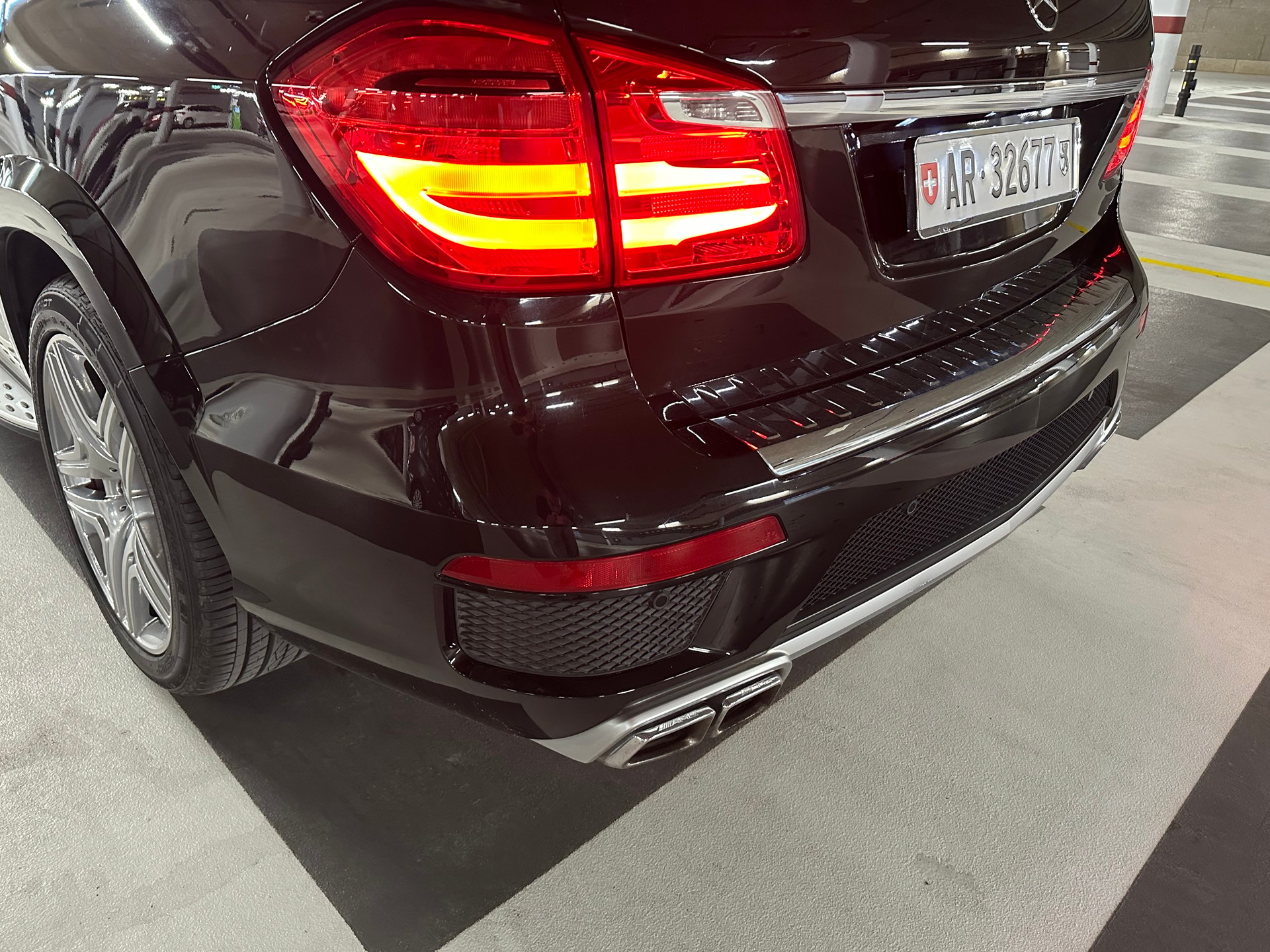 MERCEDES-BENZ GL 63 V8 AMG-image-5